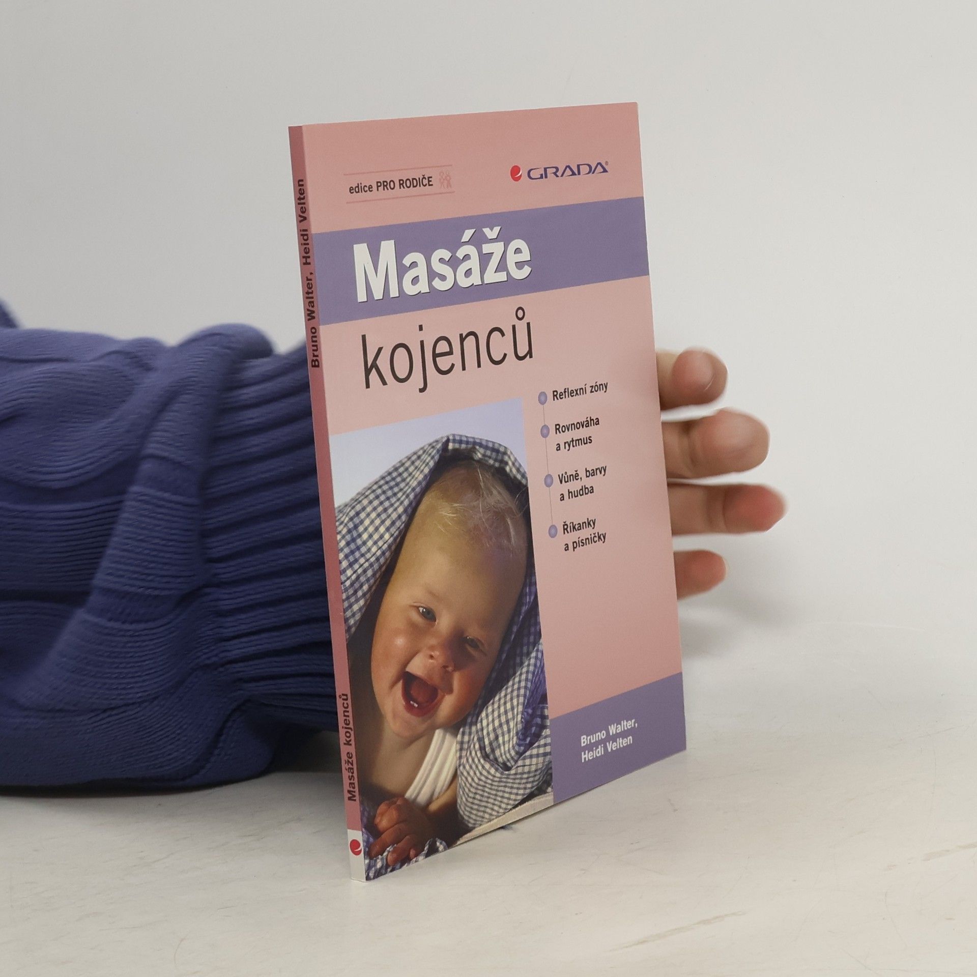 Masáže kojenců