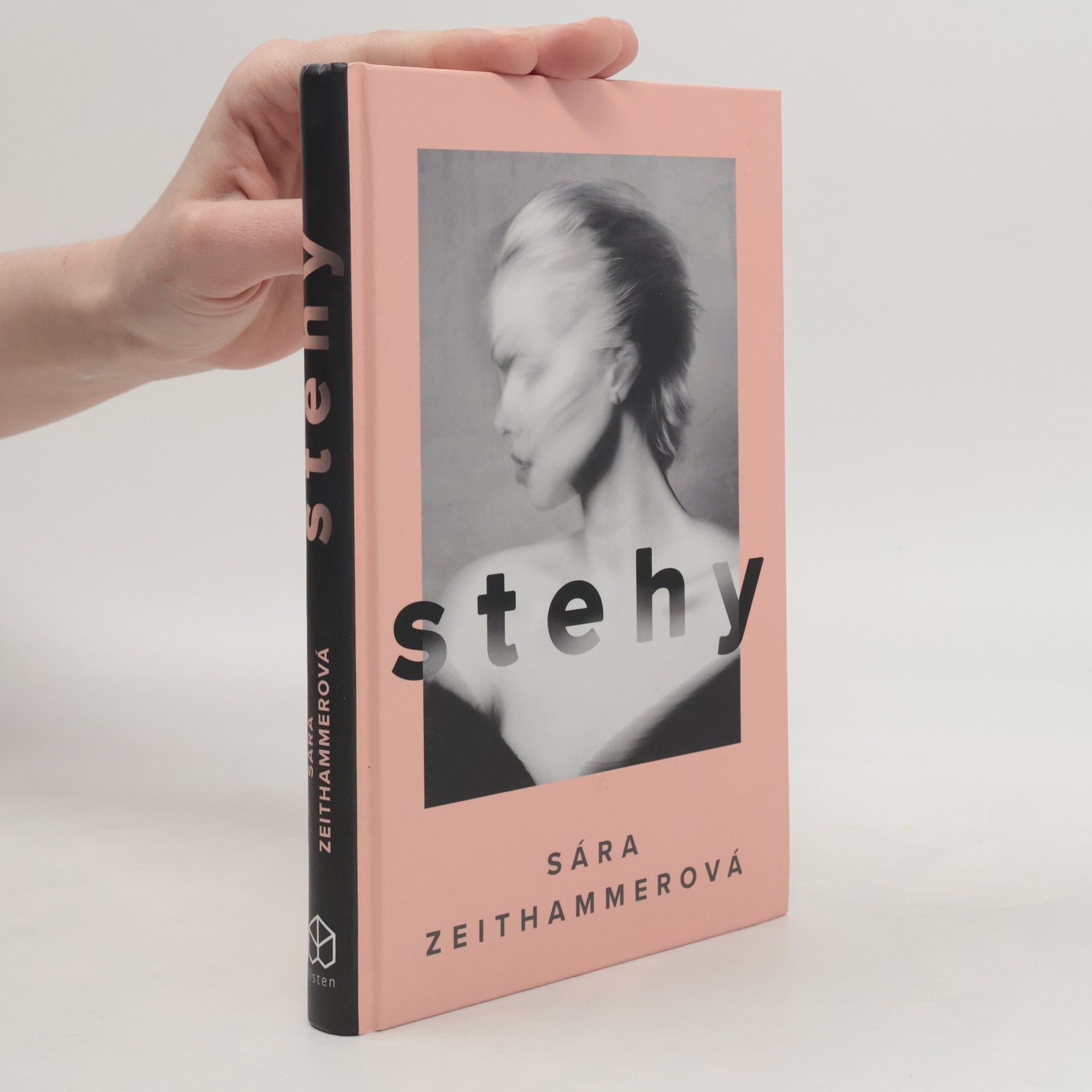 Sára Zeithammerová Stehy