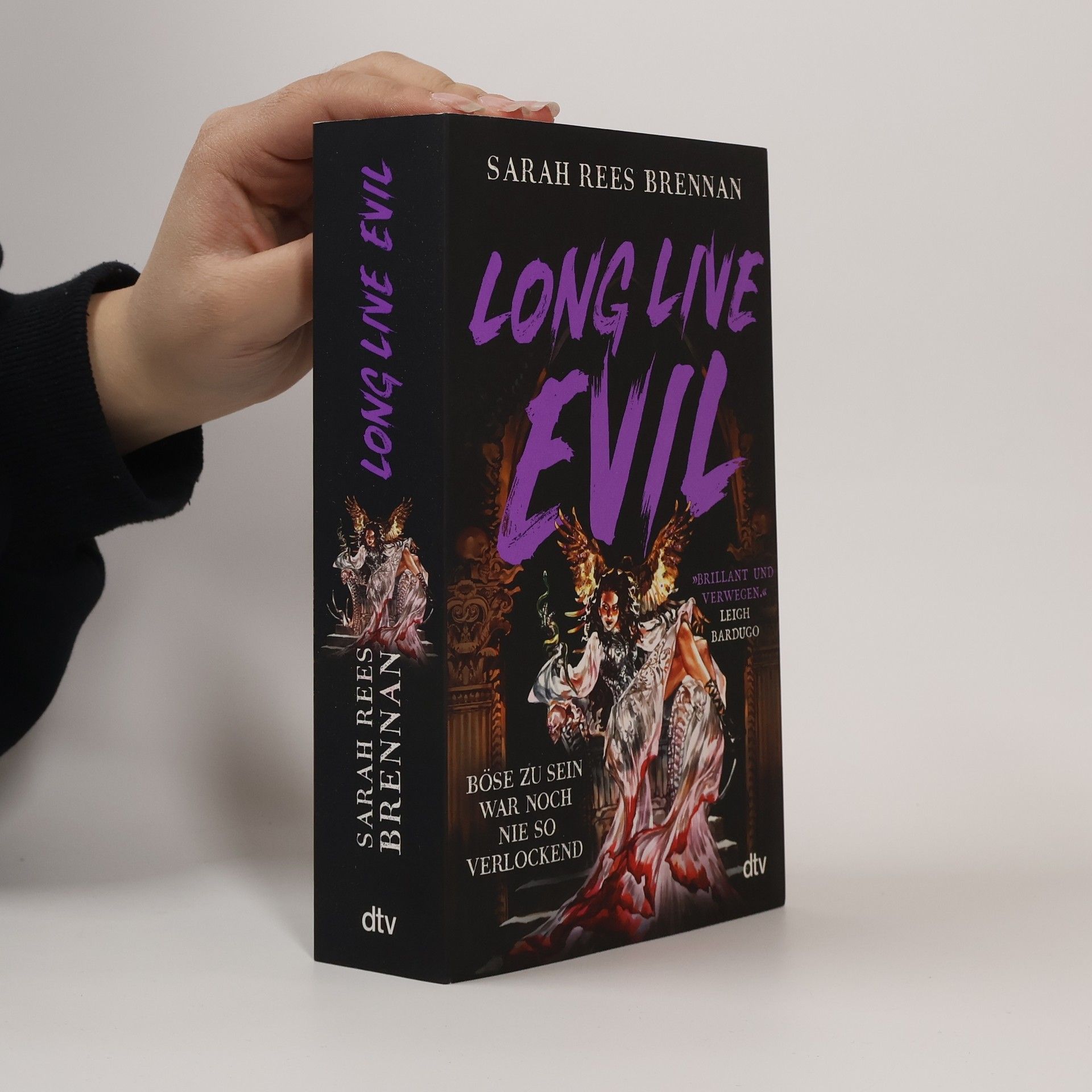 Sarah Rees Brennan Long Live Evil