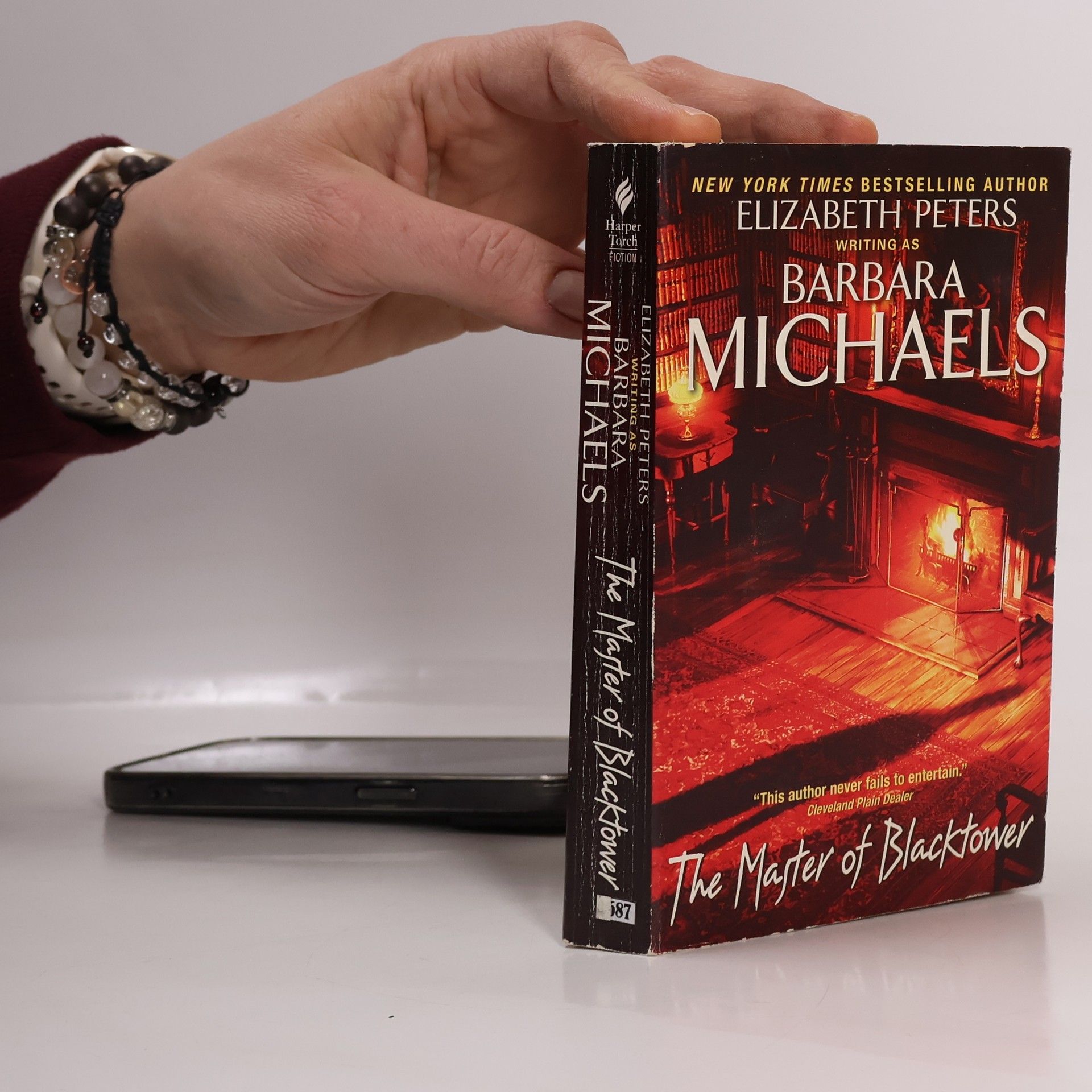 Elizabeth Peters The Master of Blacktower