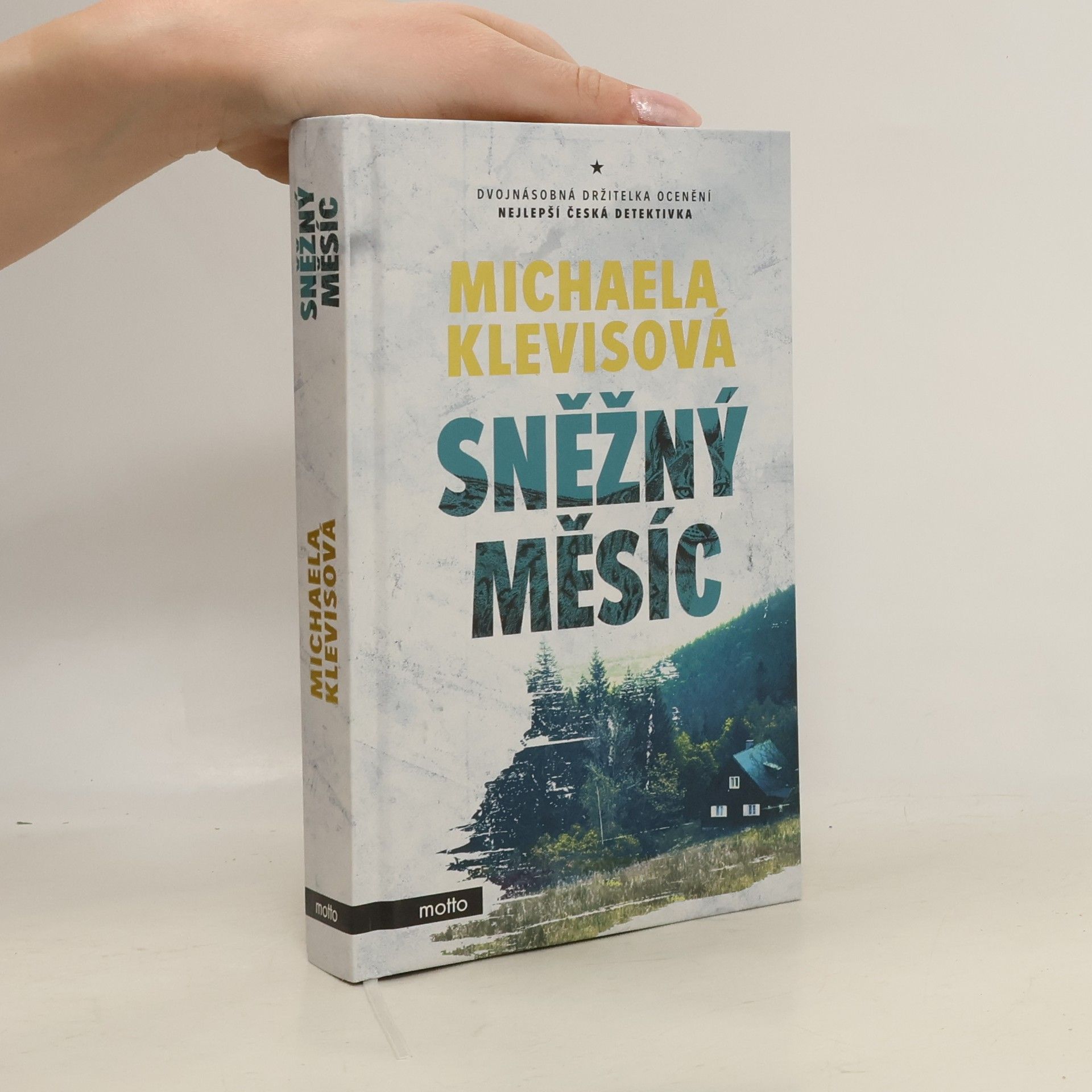 Michaela Klevisová Sněžný měsíc