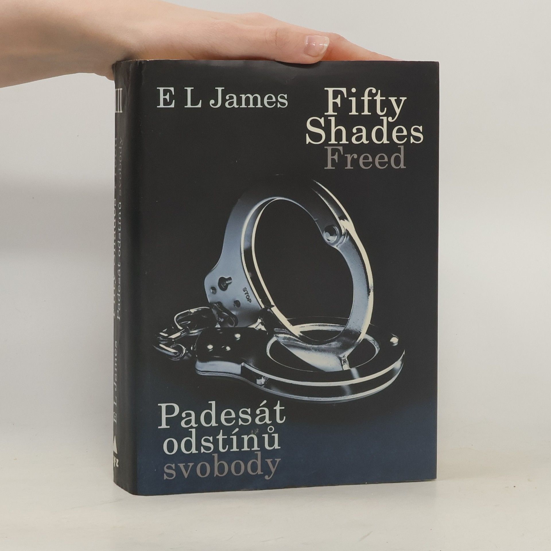 E. L. James Padesát odstínů svobody