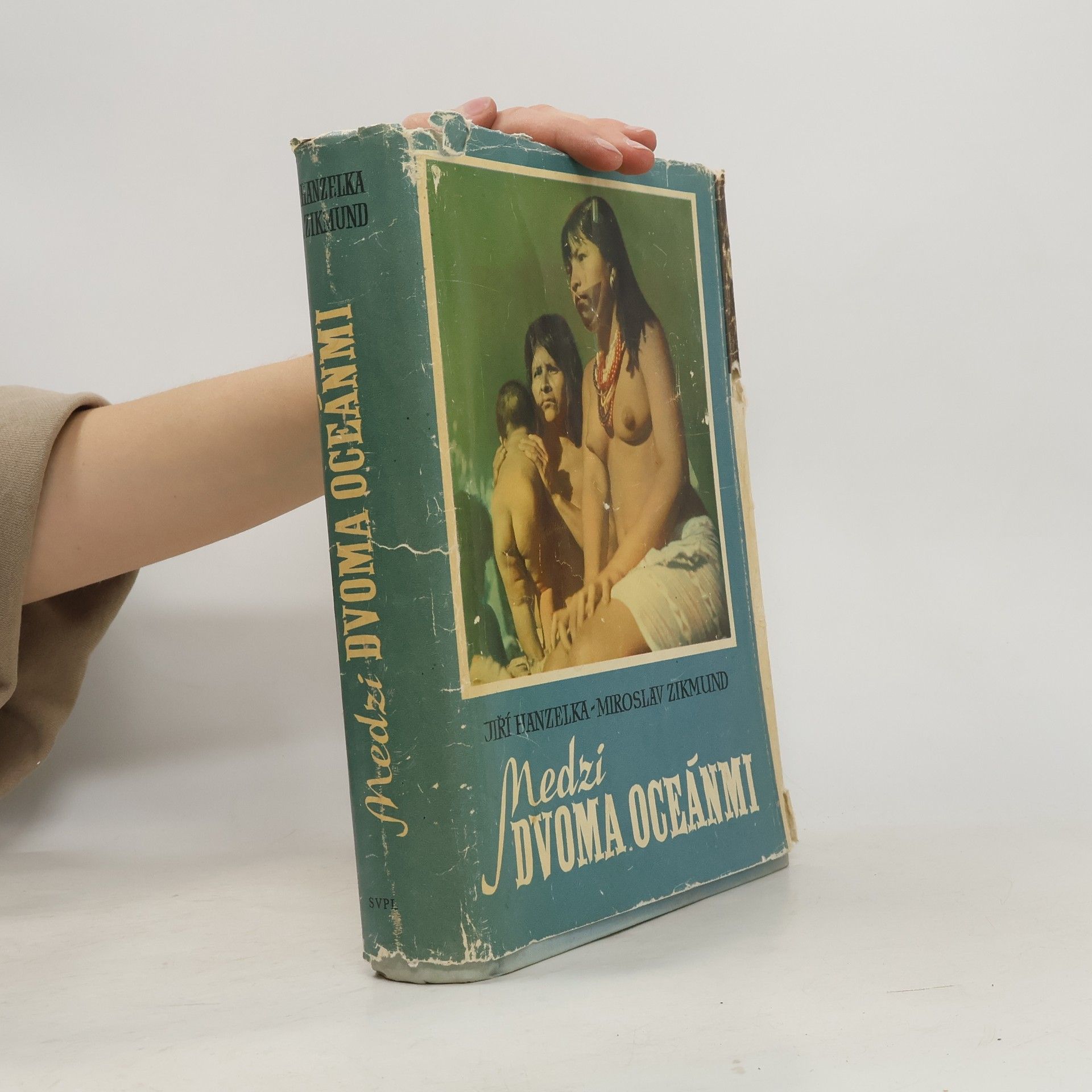 Medzi dvoma oceánmi