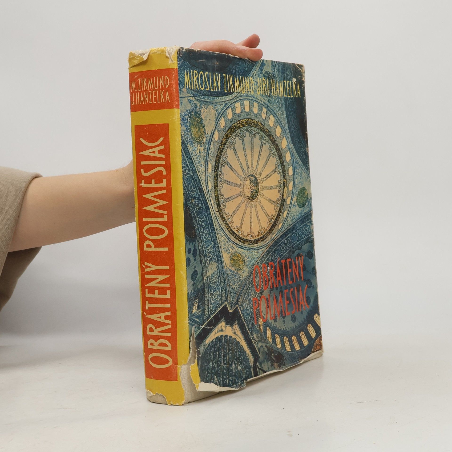 Miroslav Zikmund Obrátený polmesiac