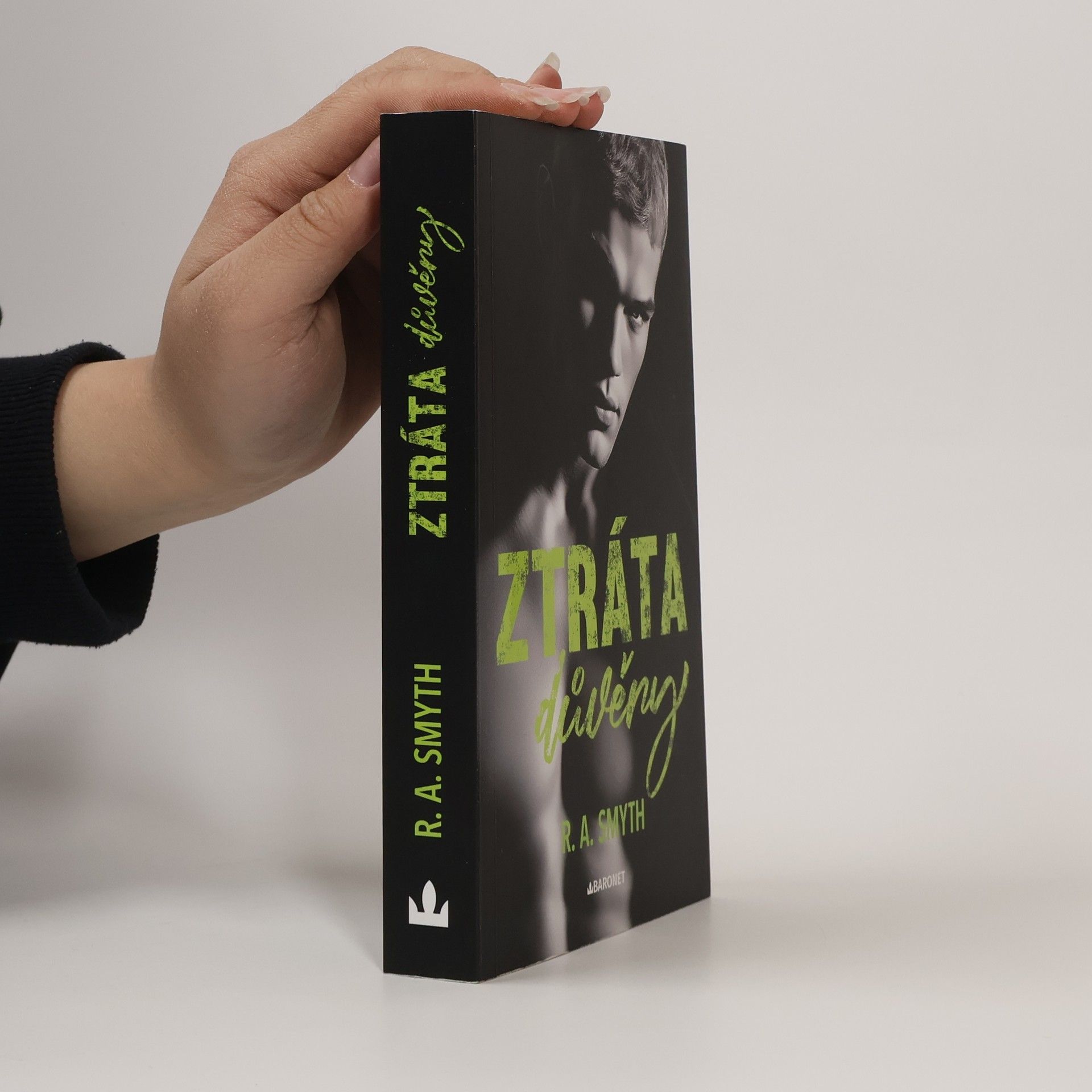 R.A. Smyth Ztráta důvěry