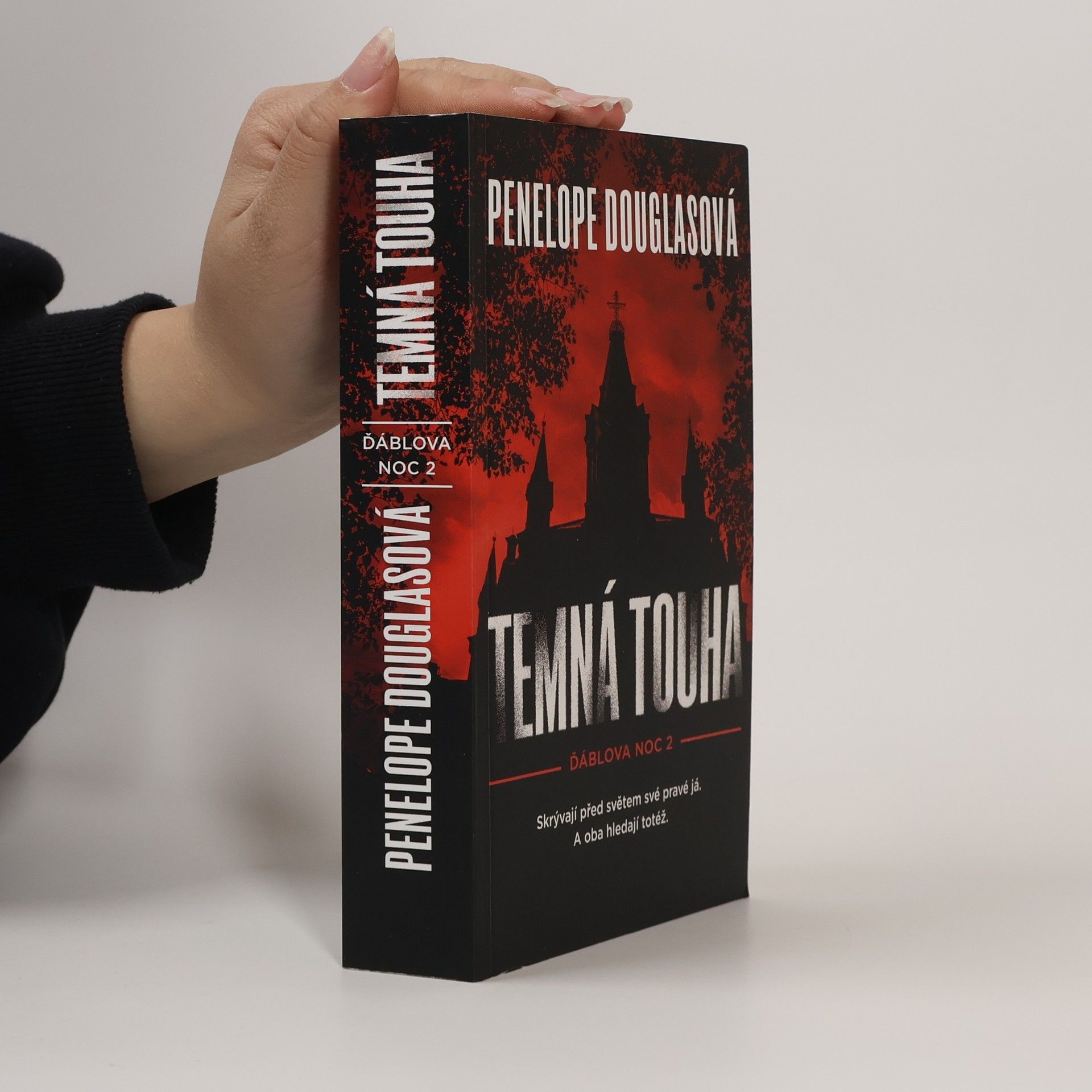 Penelope Douglas Temná touha