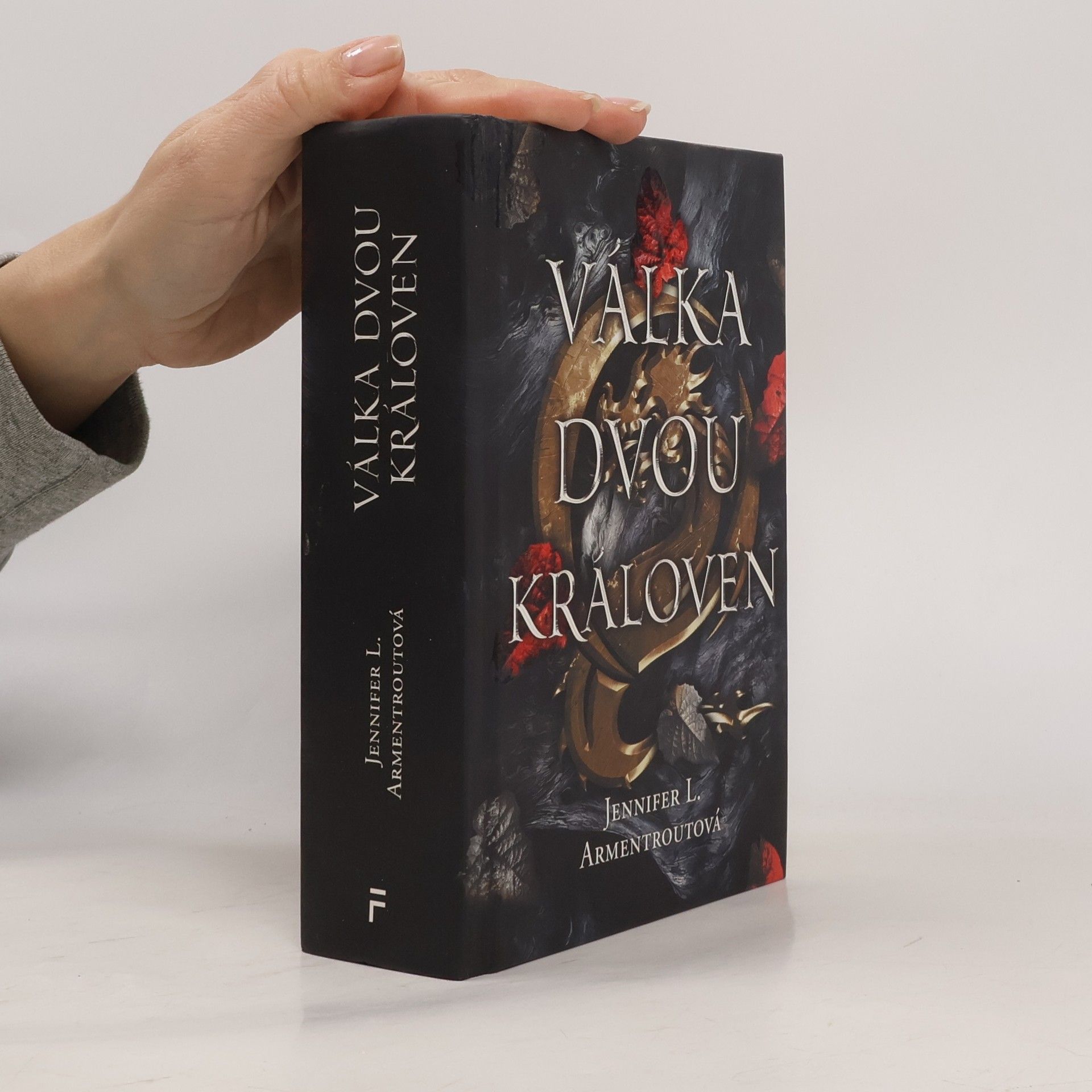 Jennifer L. Armentrout Válka dvou královen