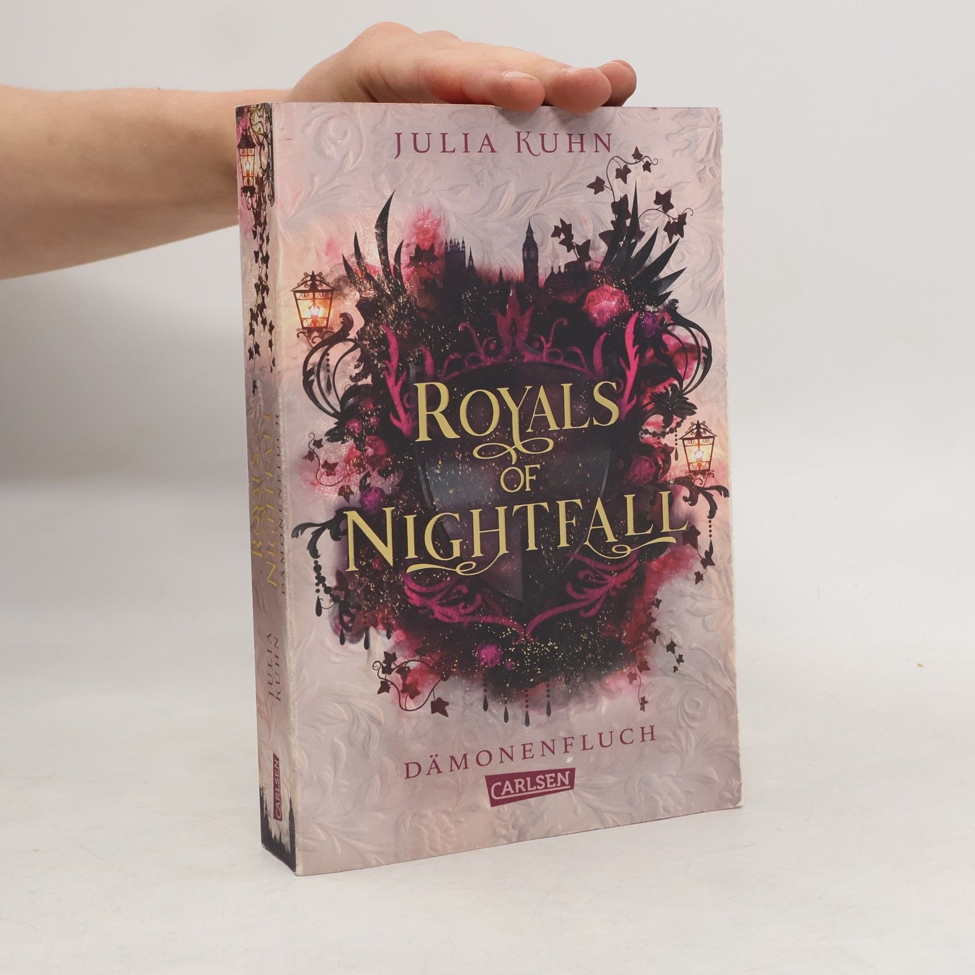 Julia Kuhn Royals of Nightfall