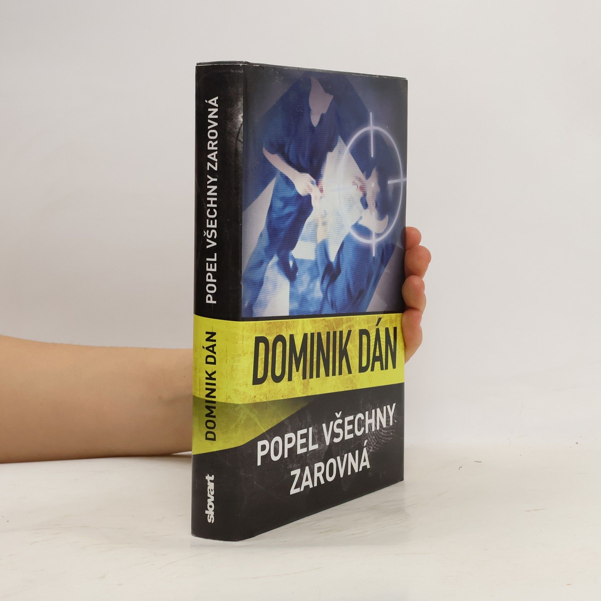 Dominik Dán Popel všechny zarovná