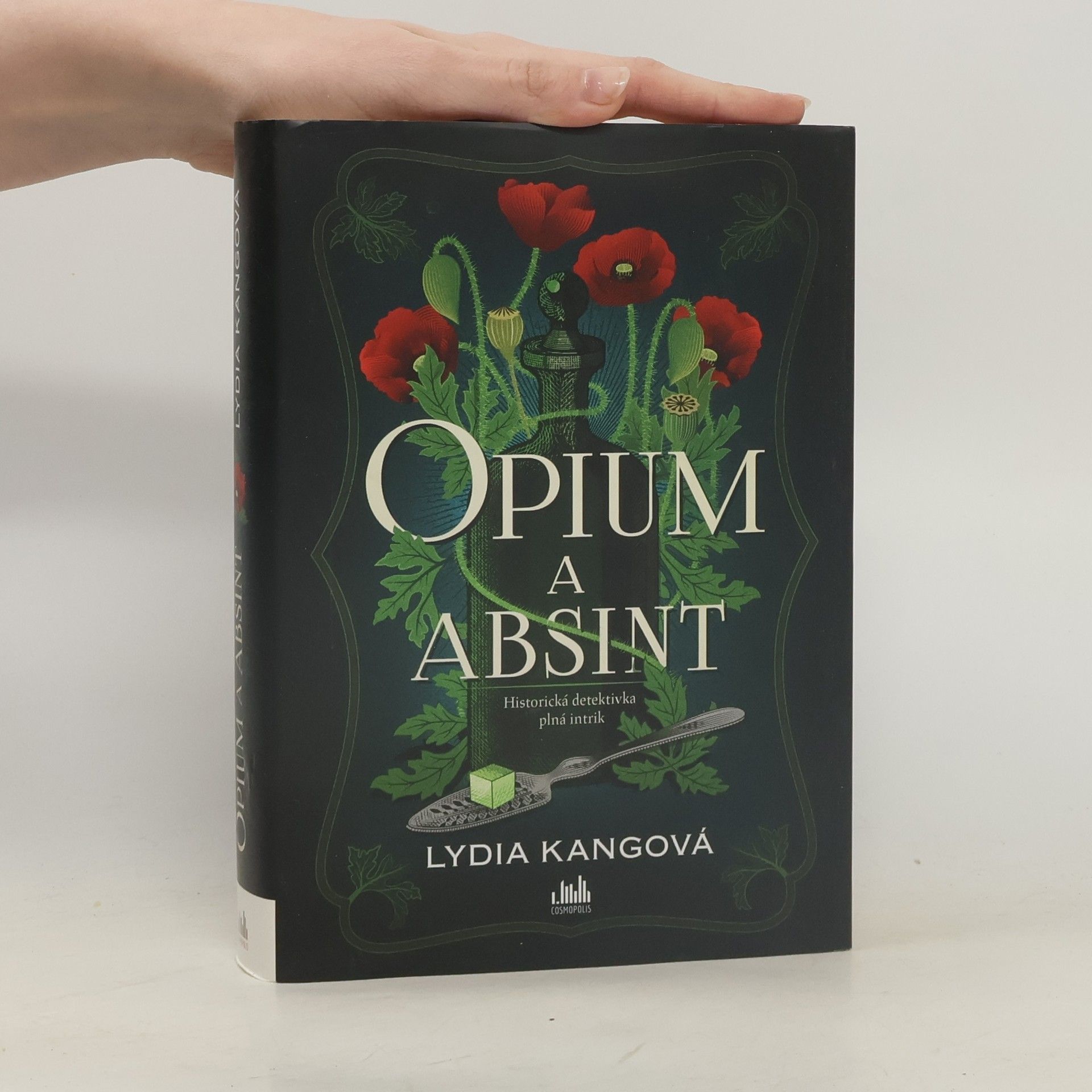Lydia Kang Opium a absint