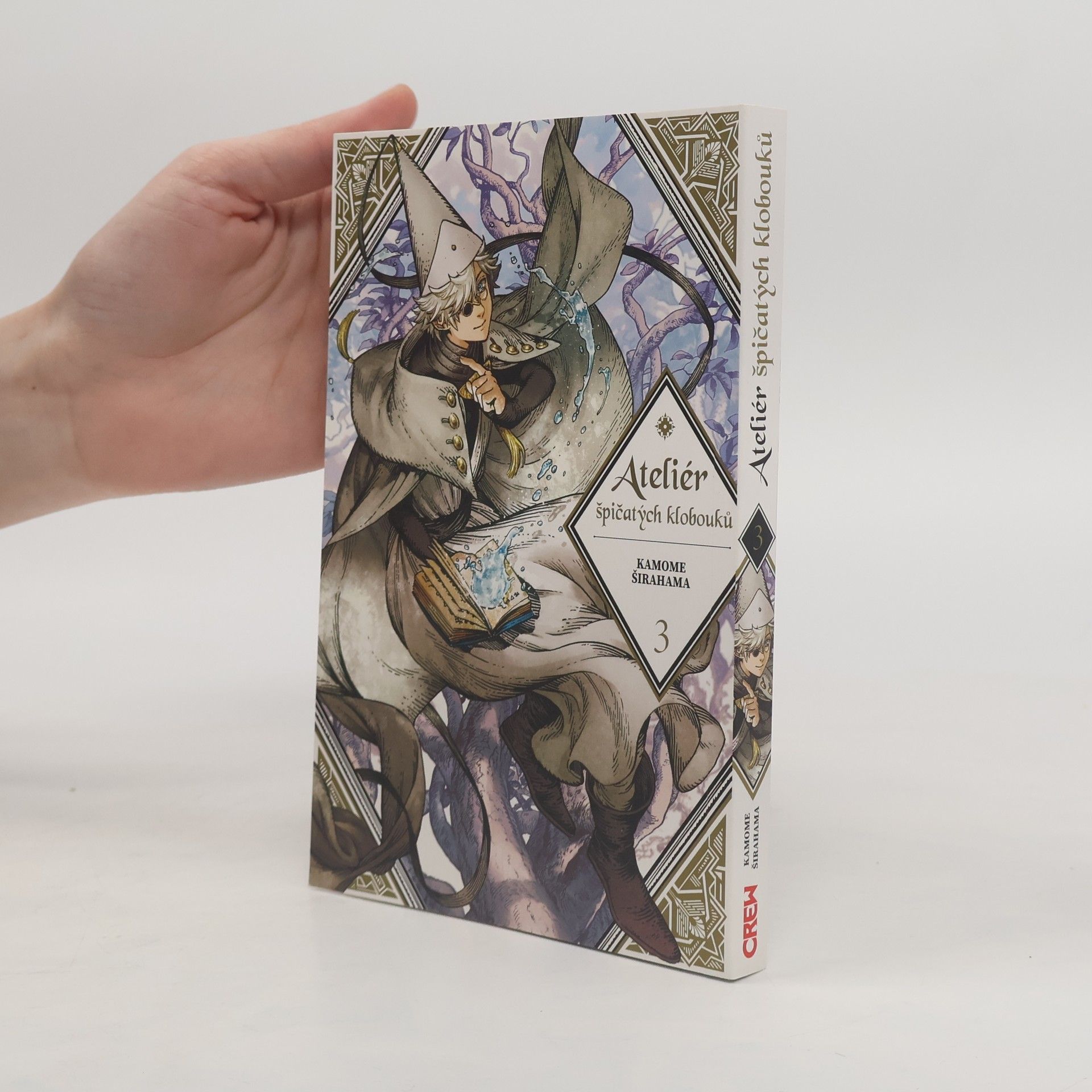 Kamome Shirahama Ateliér špičatých klobouků 3