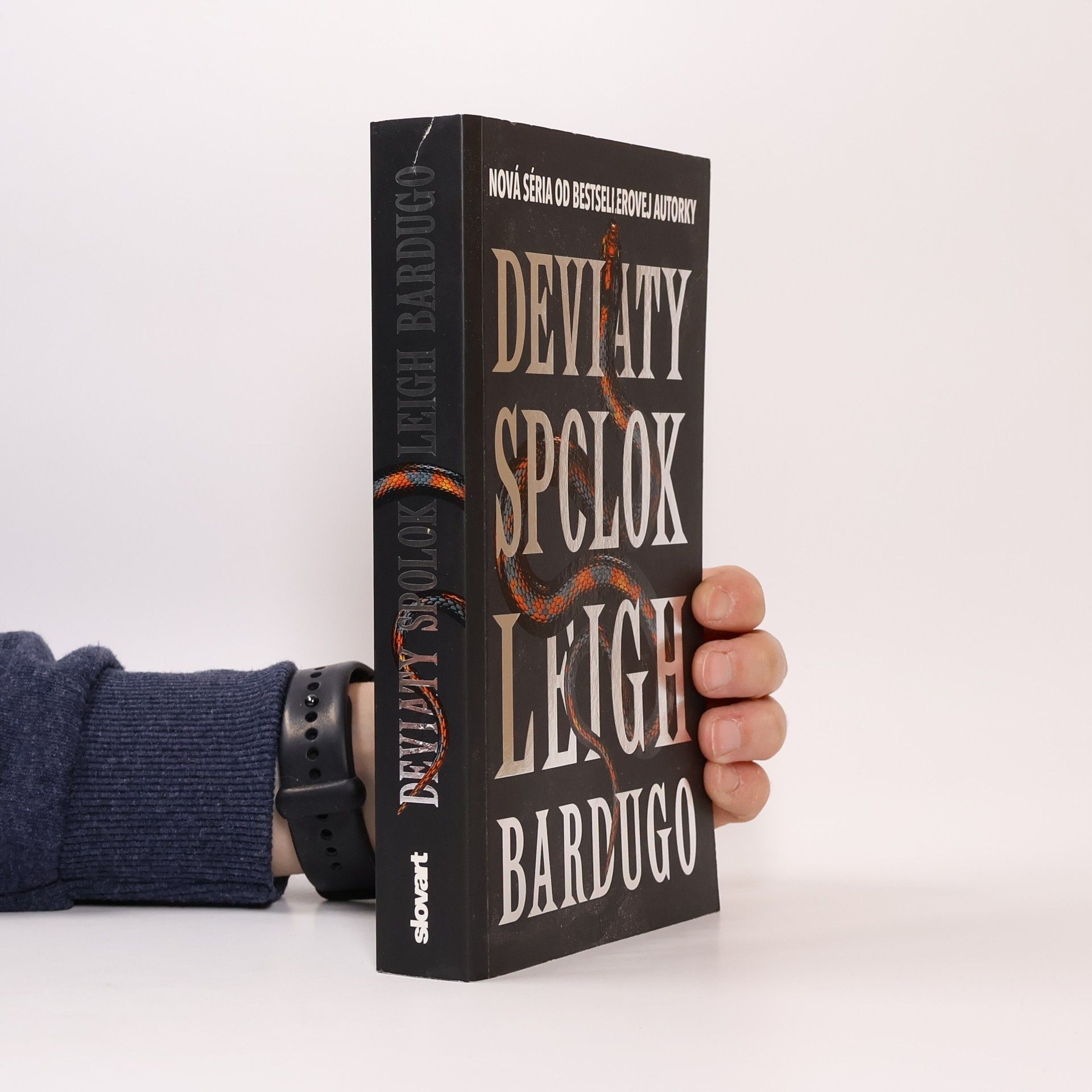 Leigh Bardugo Deviaty spolok