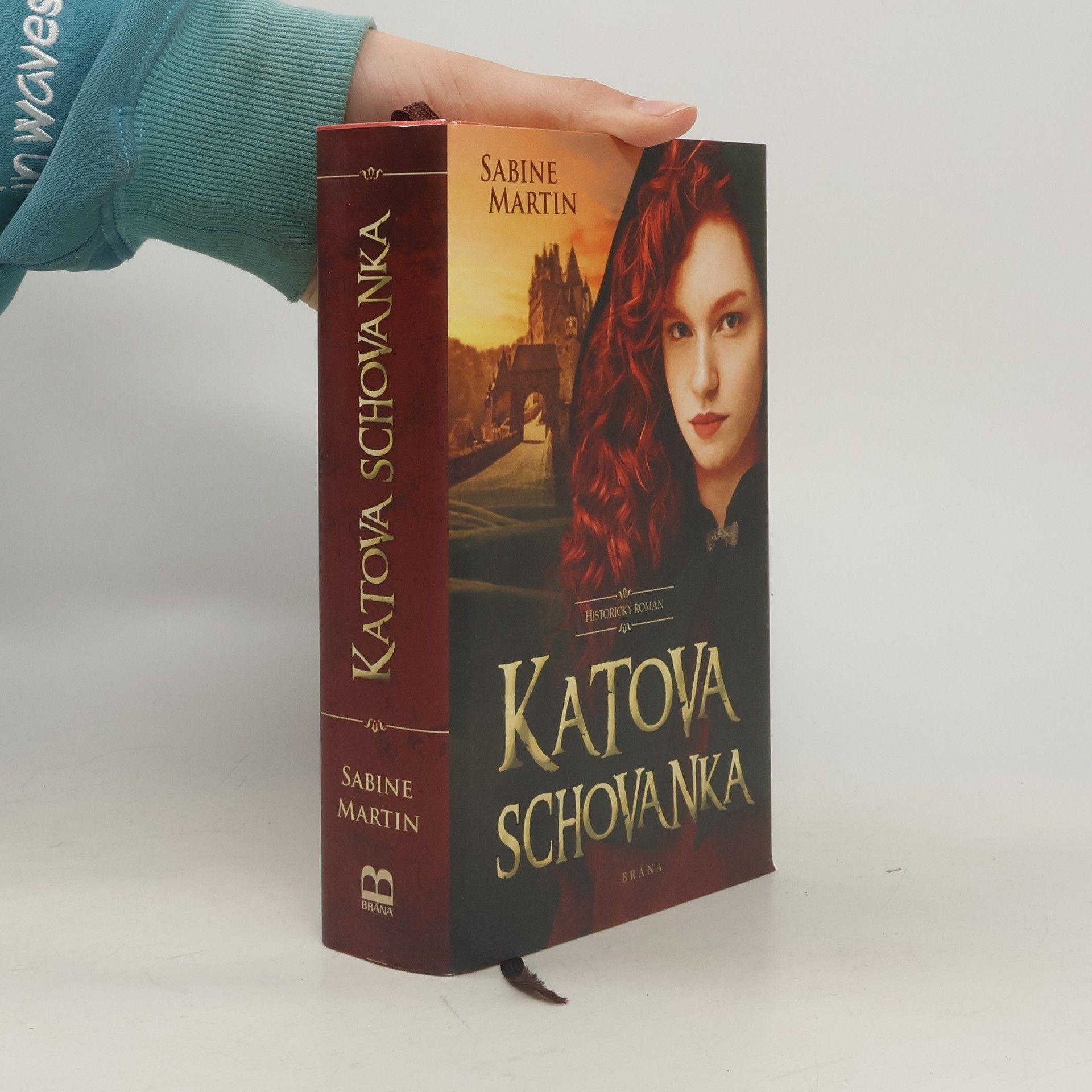 Sabine Martin Katova schovanka