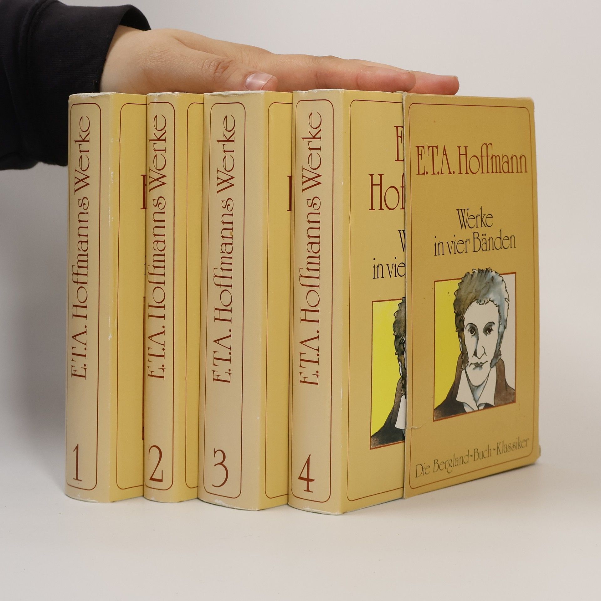 E. T. A. Hoffmann E.T.A. Hoffmanns Werke in 4 Banden