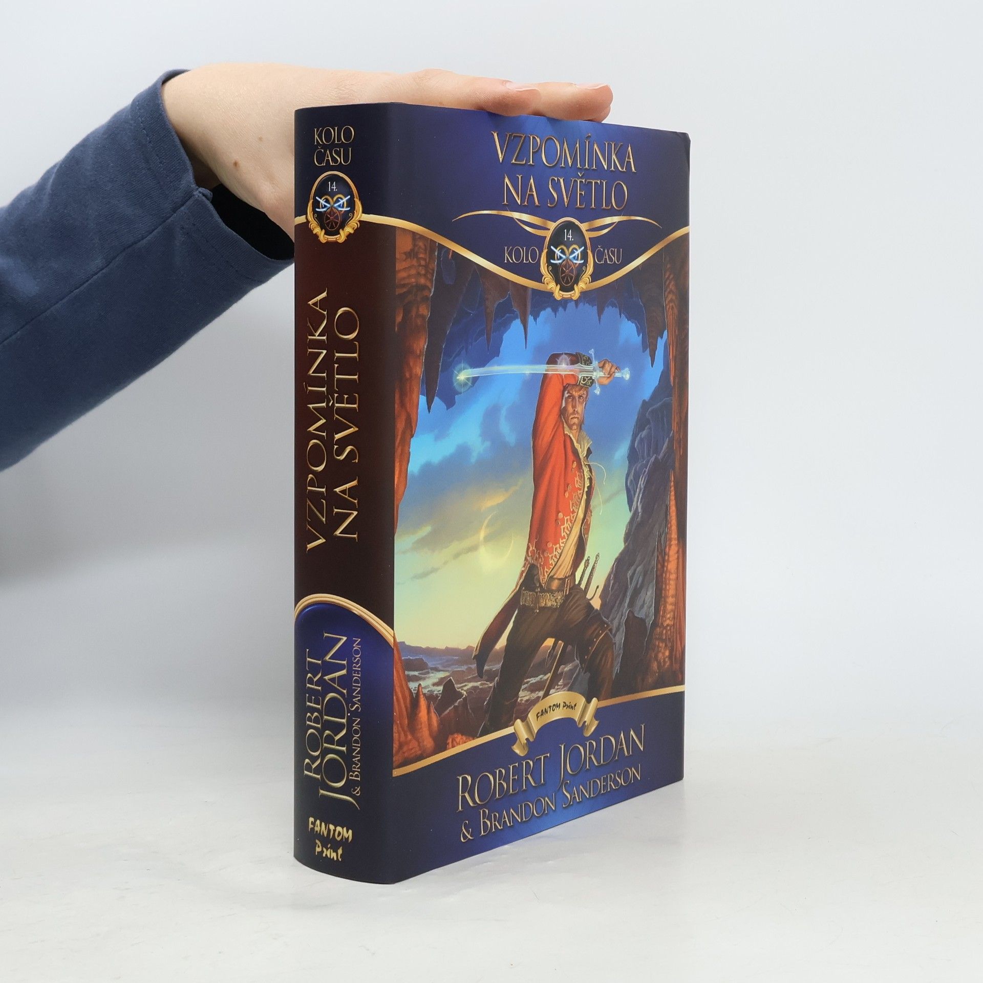 Robert Jordan Kolo času 14. Vzpomínka na Světlo