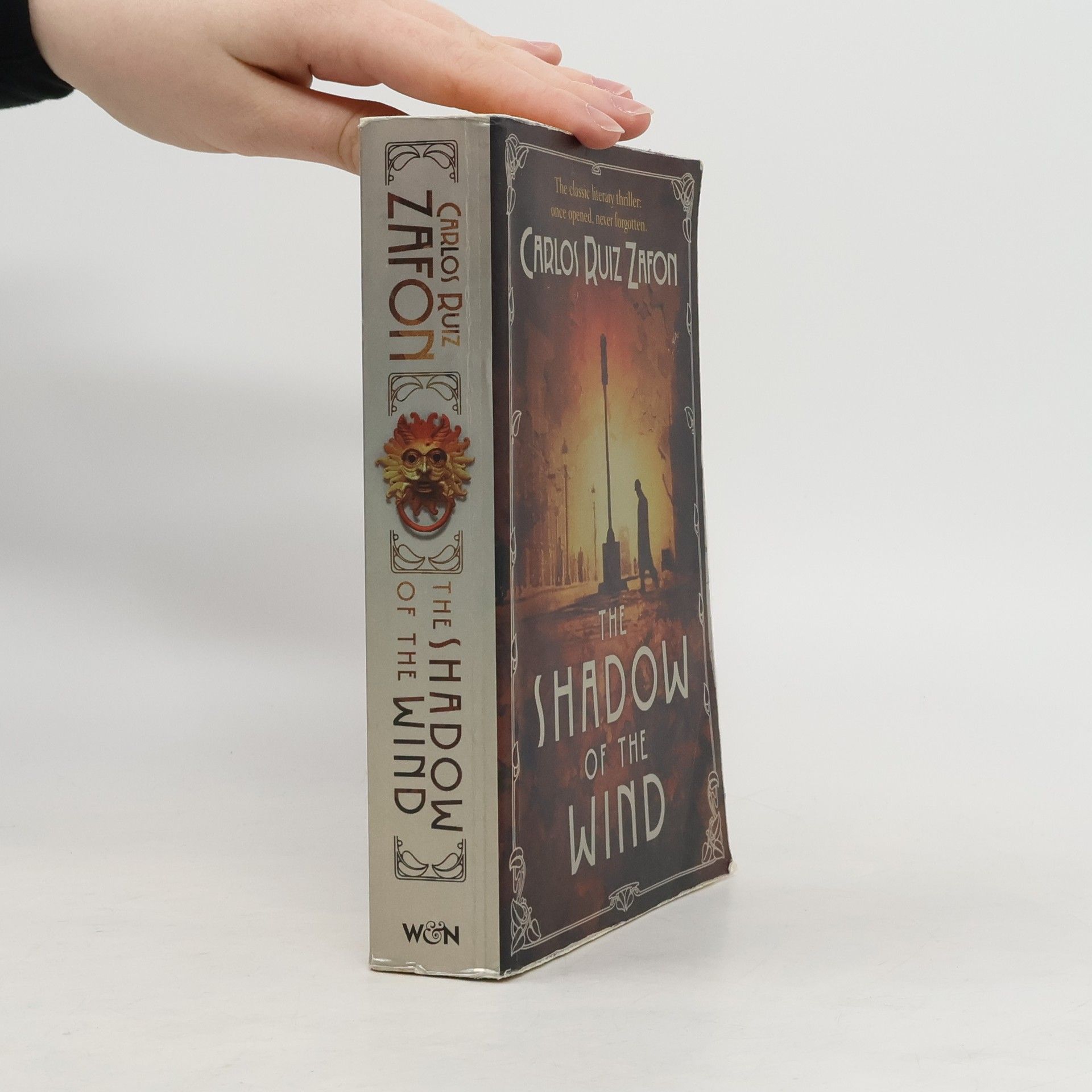 Lucia Graves The Shadow of The Wind