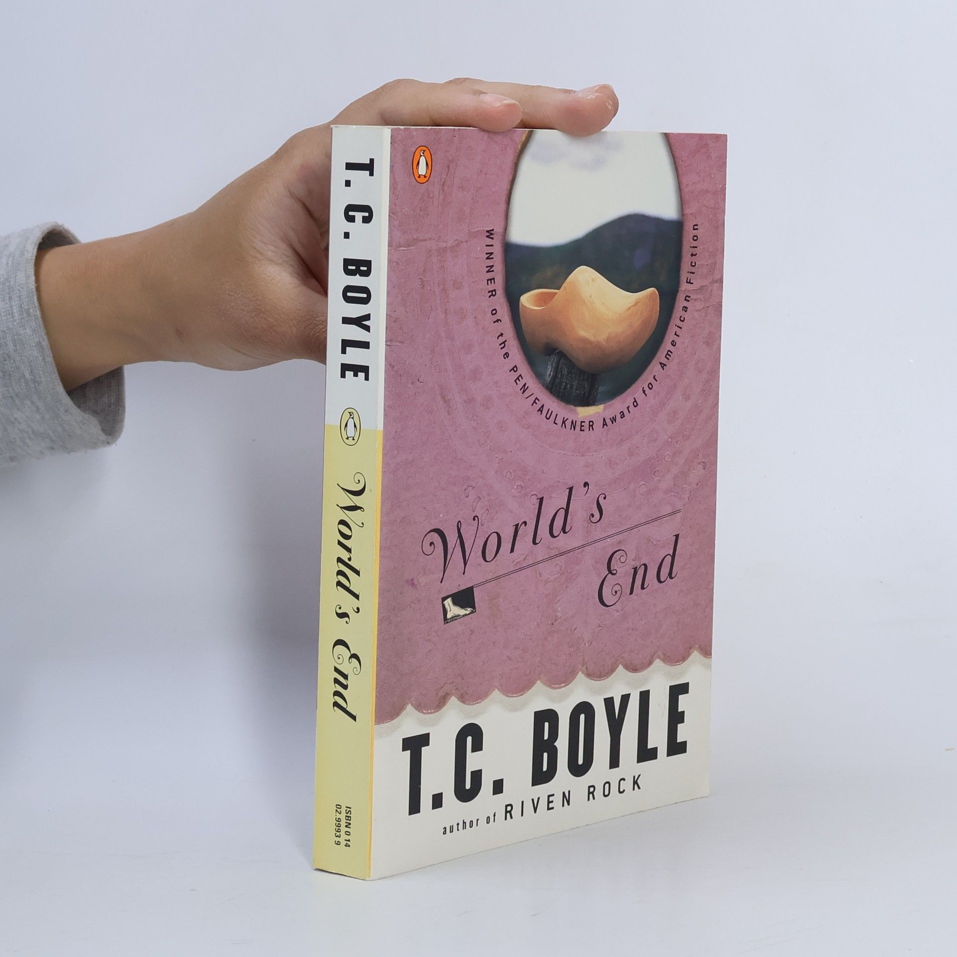 Tom Coraghessan Boyle World's End