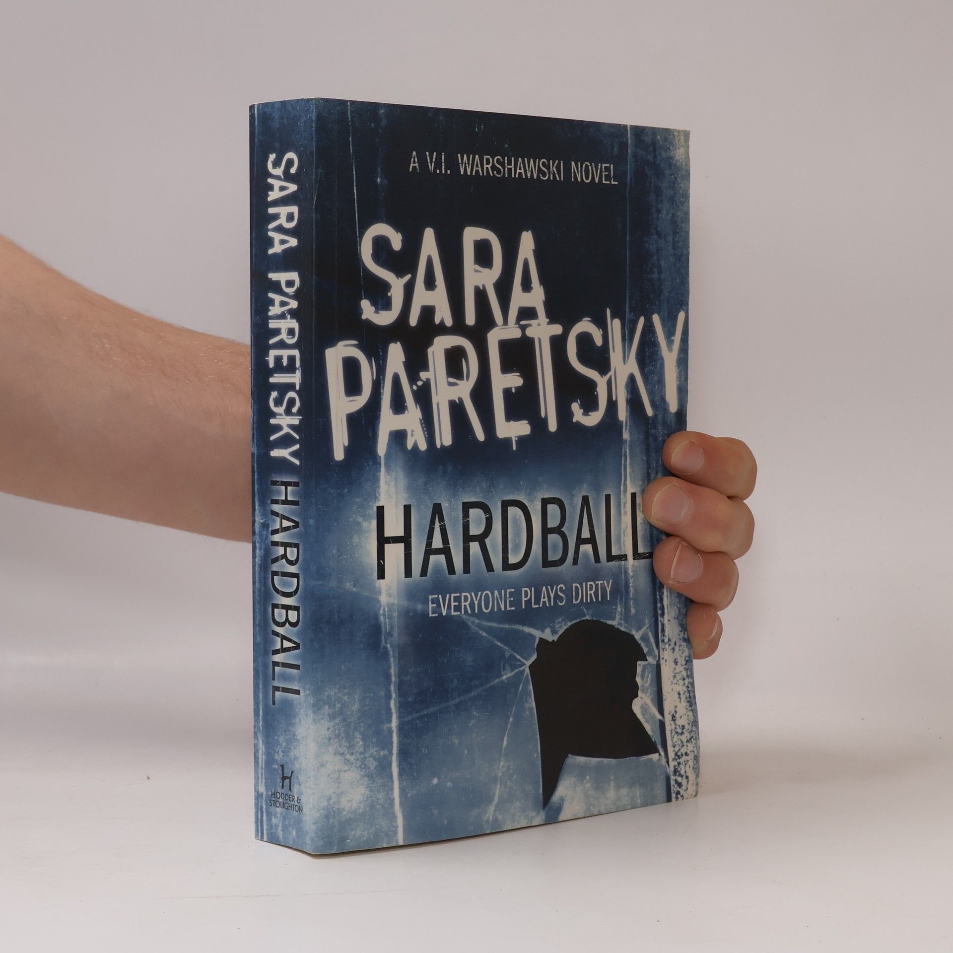 Sara Paretsky Hardball