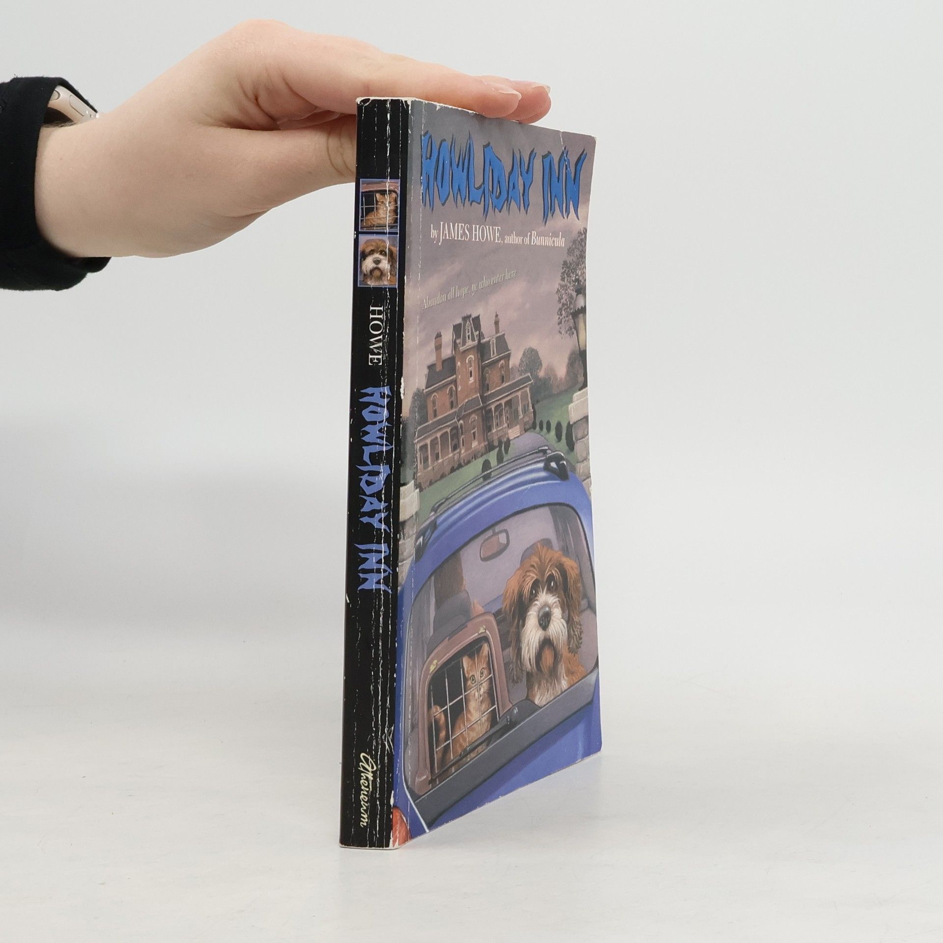 James Howe Howlday Inn