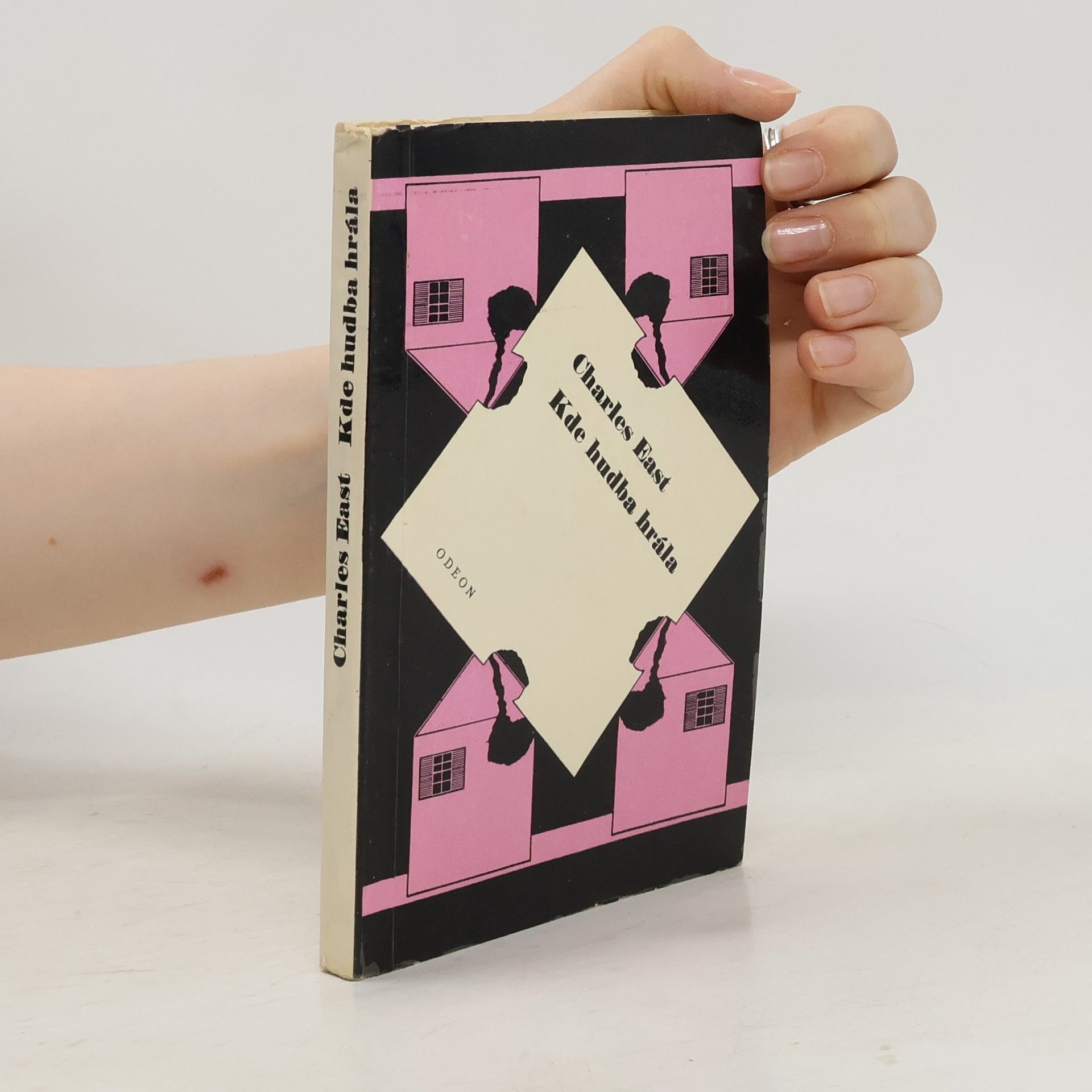 Charles East Kde hudba hrála : 15 povídek