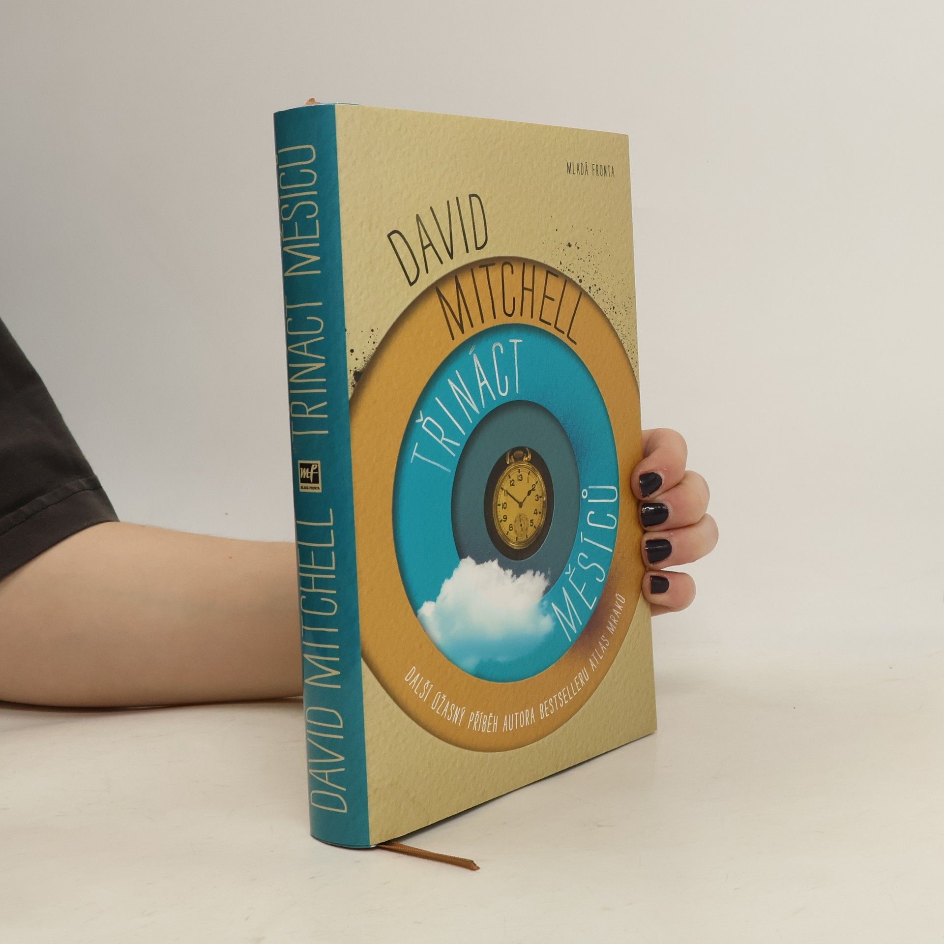 David Mitchell Třináct měsíců