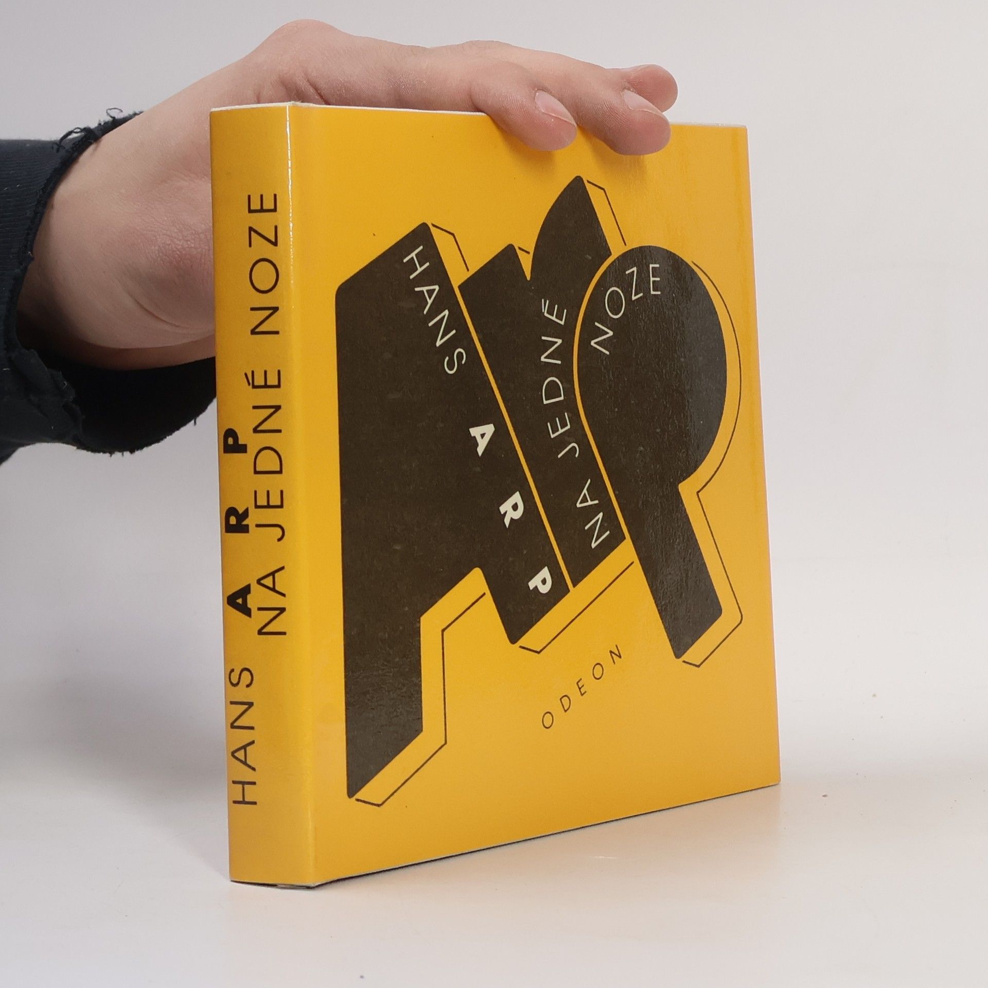 Jean Arp Na jedné noze