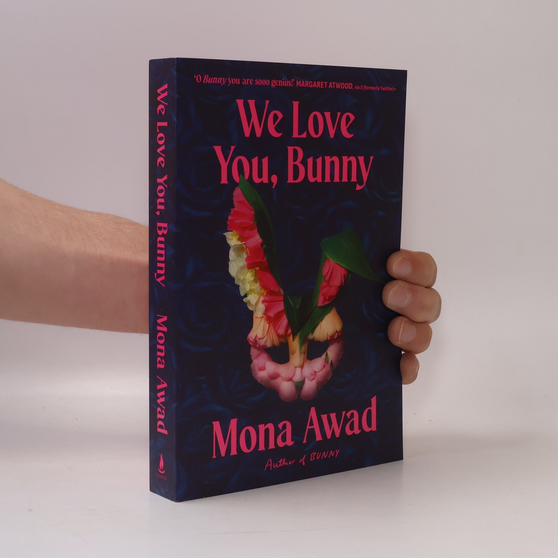 Mona Awad We Love You, Bunny