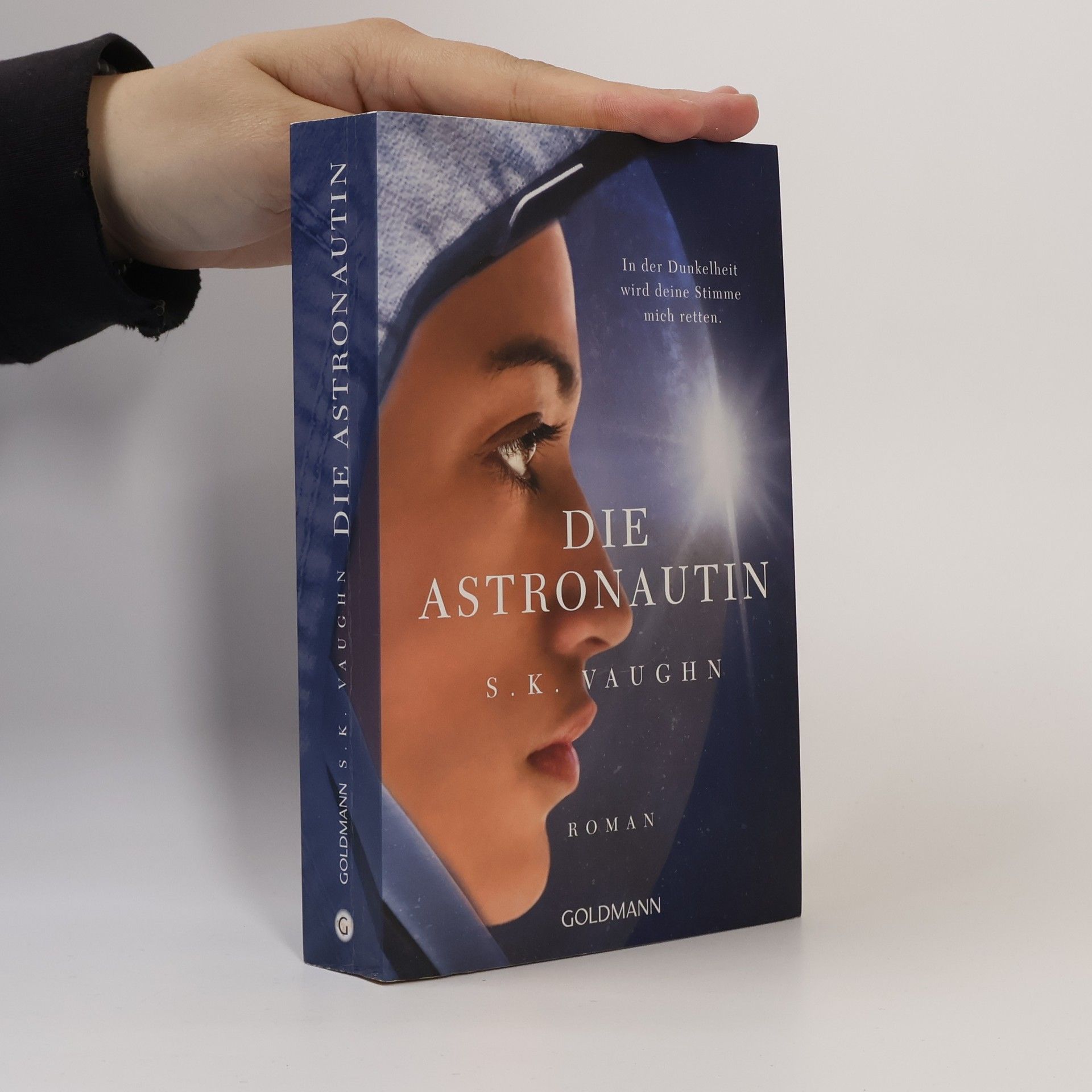 Shane Kuhn Die Astronautin