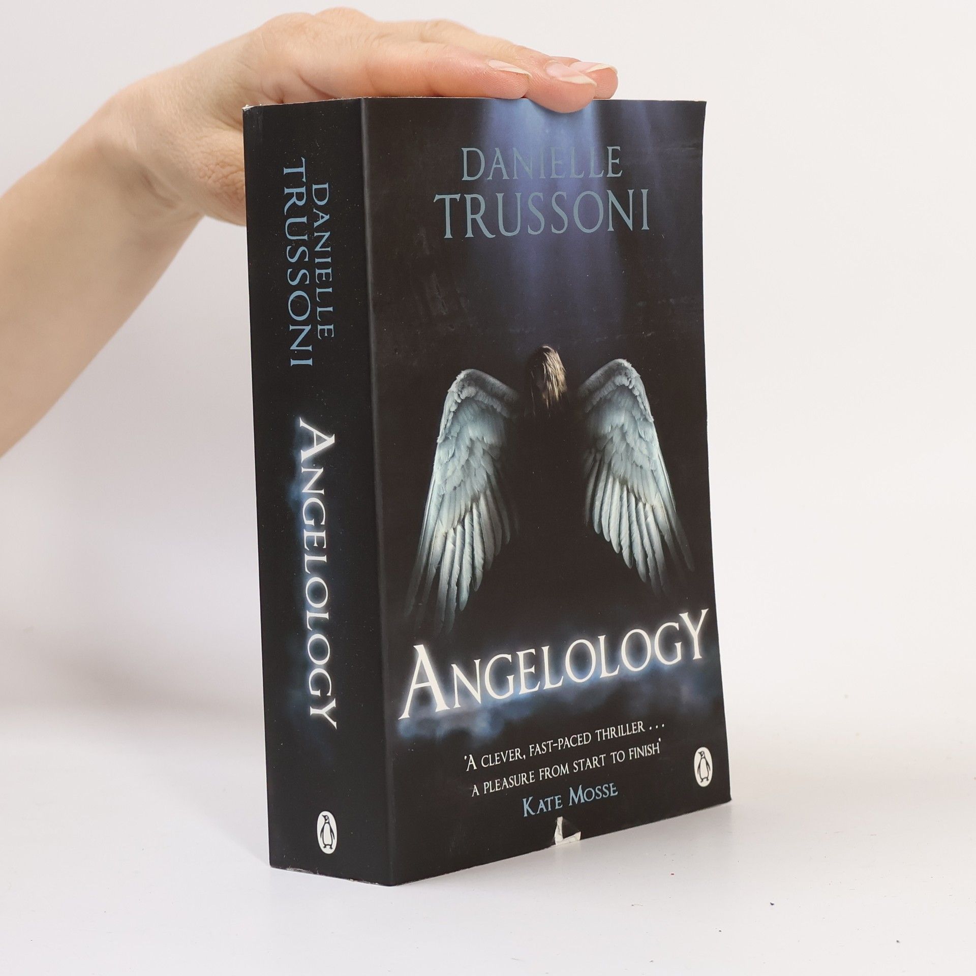 Danielle Trussoni Angelology