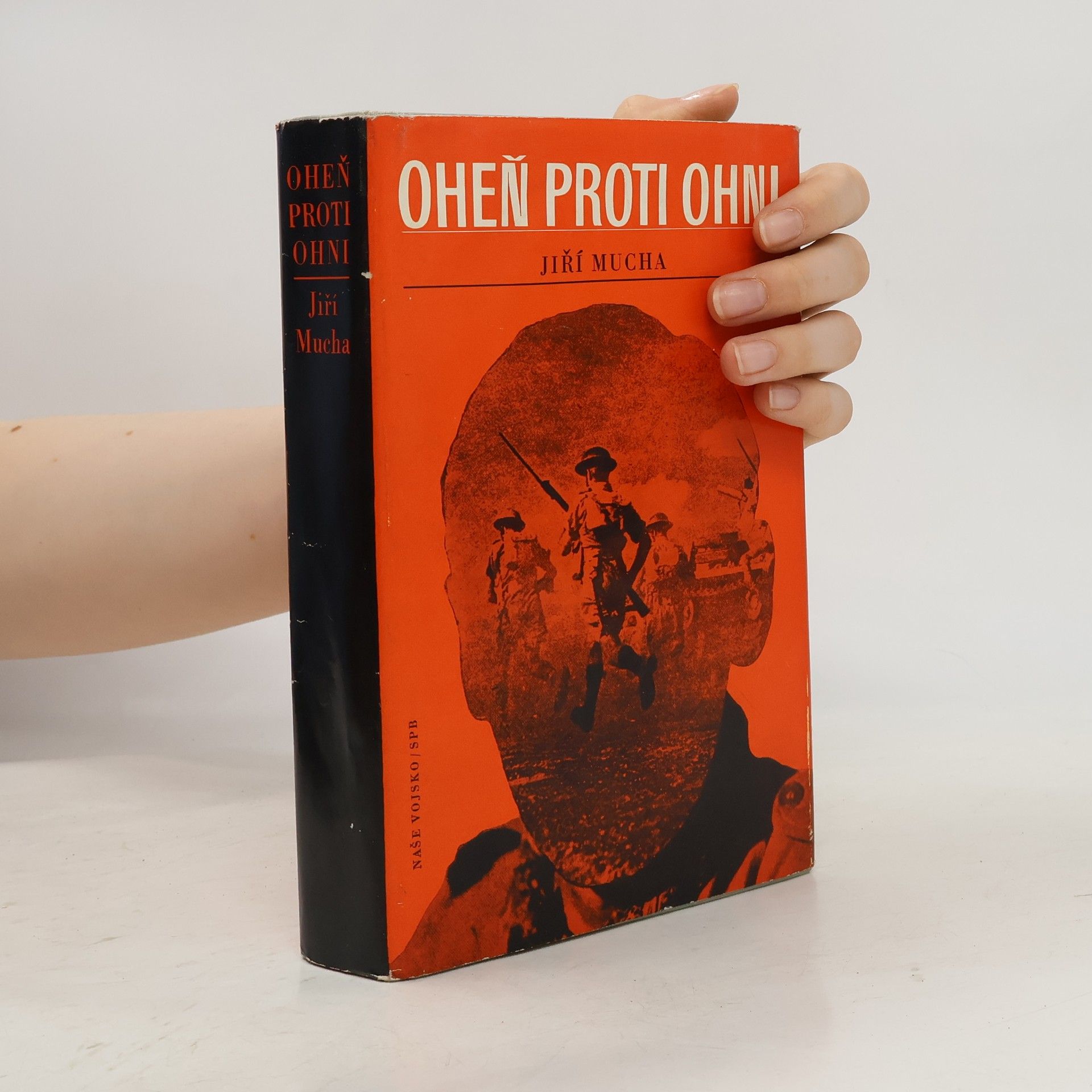 Jiří Mucha Oheň proti ohni