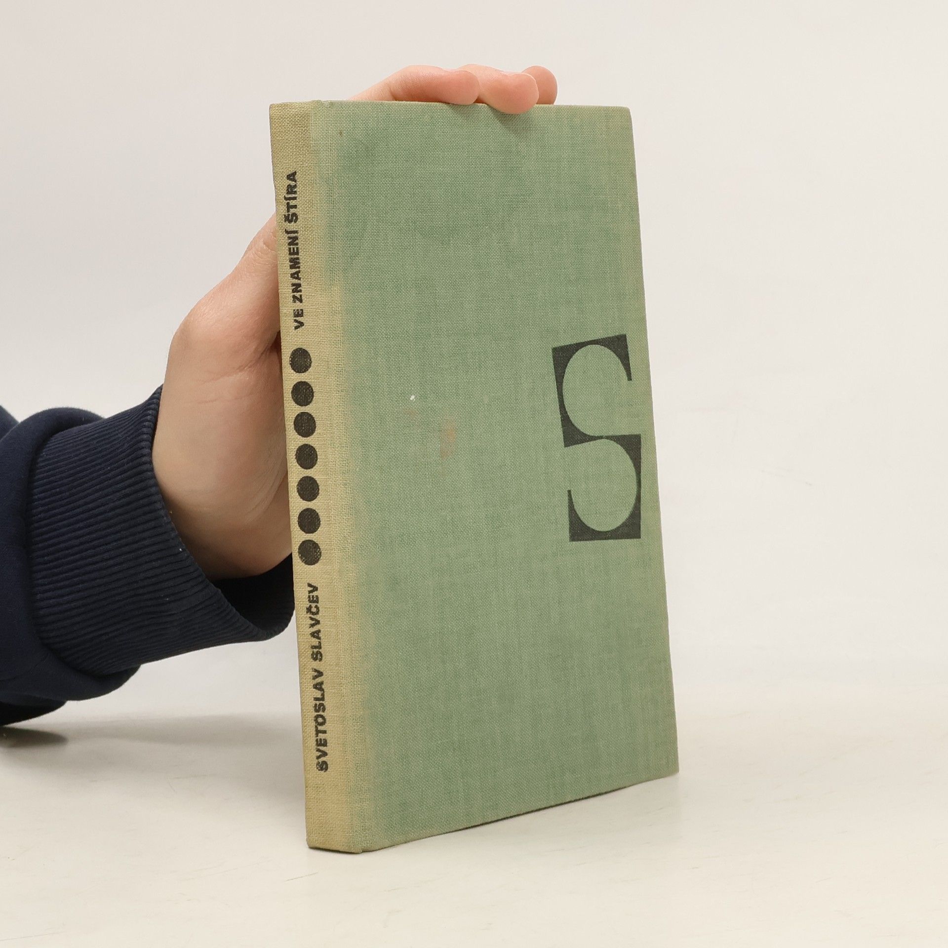 Svetoslav Slavčev Ve znamení štíra