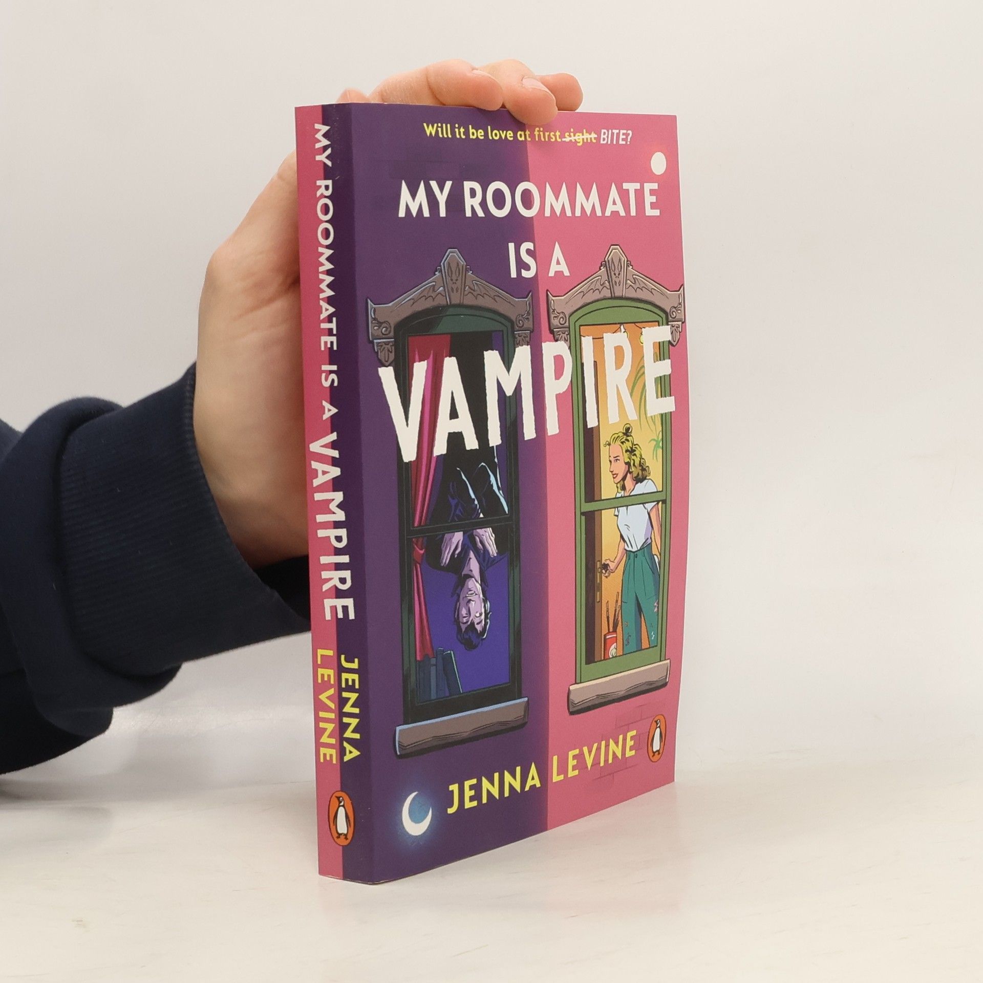 Jenna Levine My roommate is a vampire