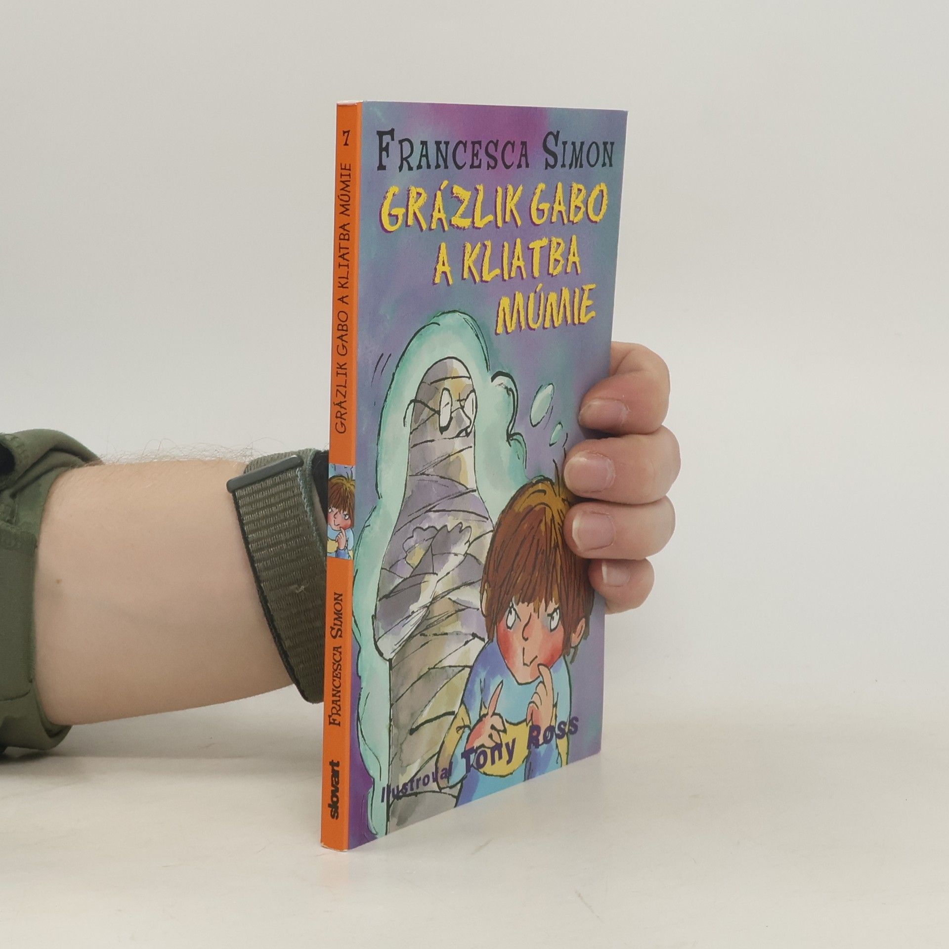 Francesca Simon Grázlik Gabo a kliatba múmie