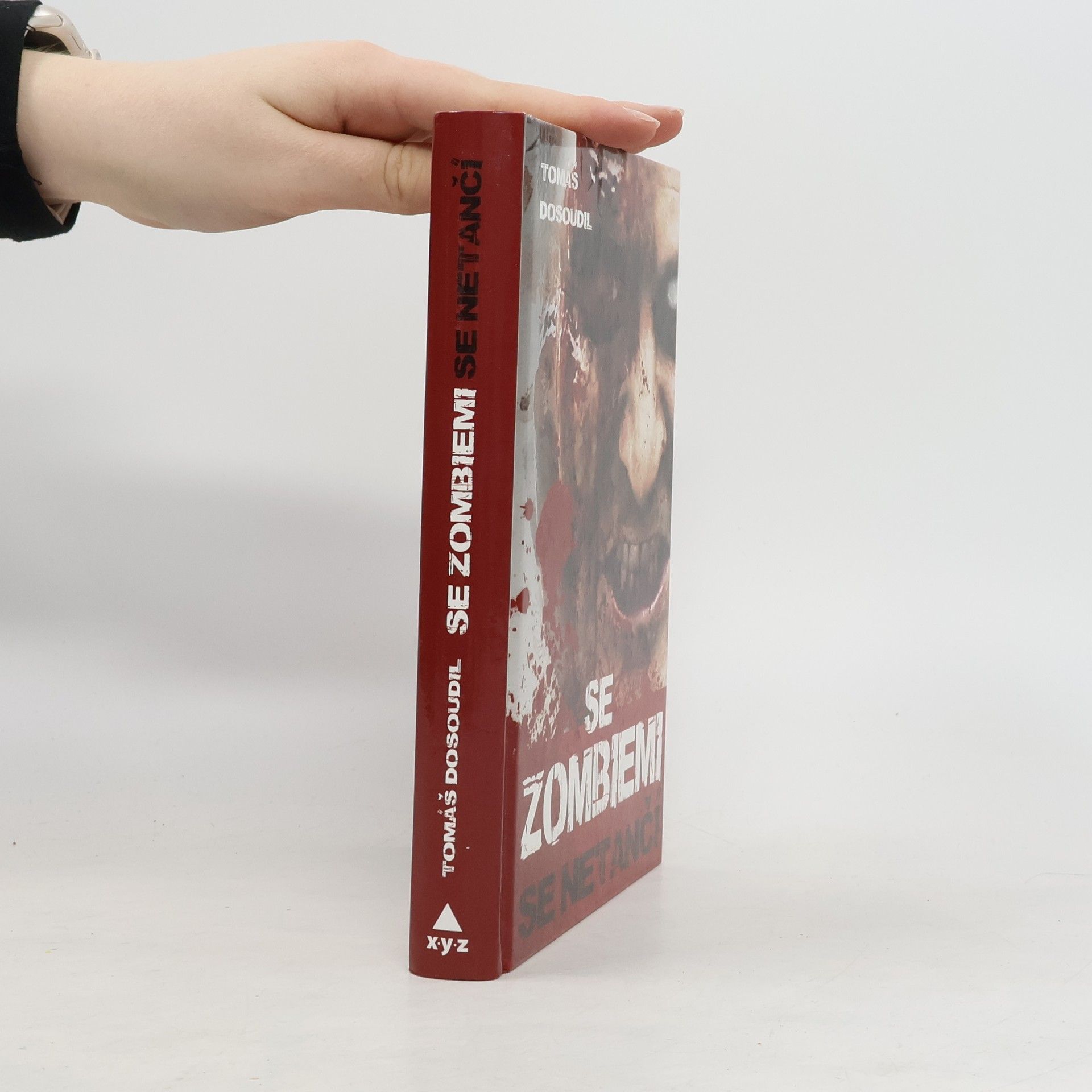 Tomáš Dosoudil Se zombiemi se netančí