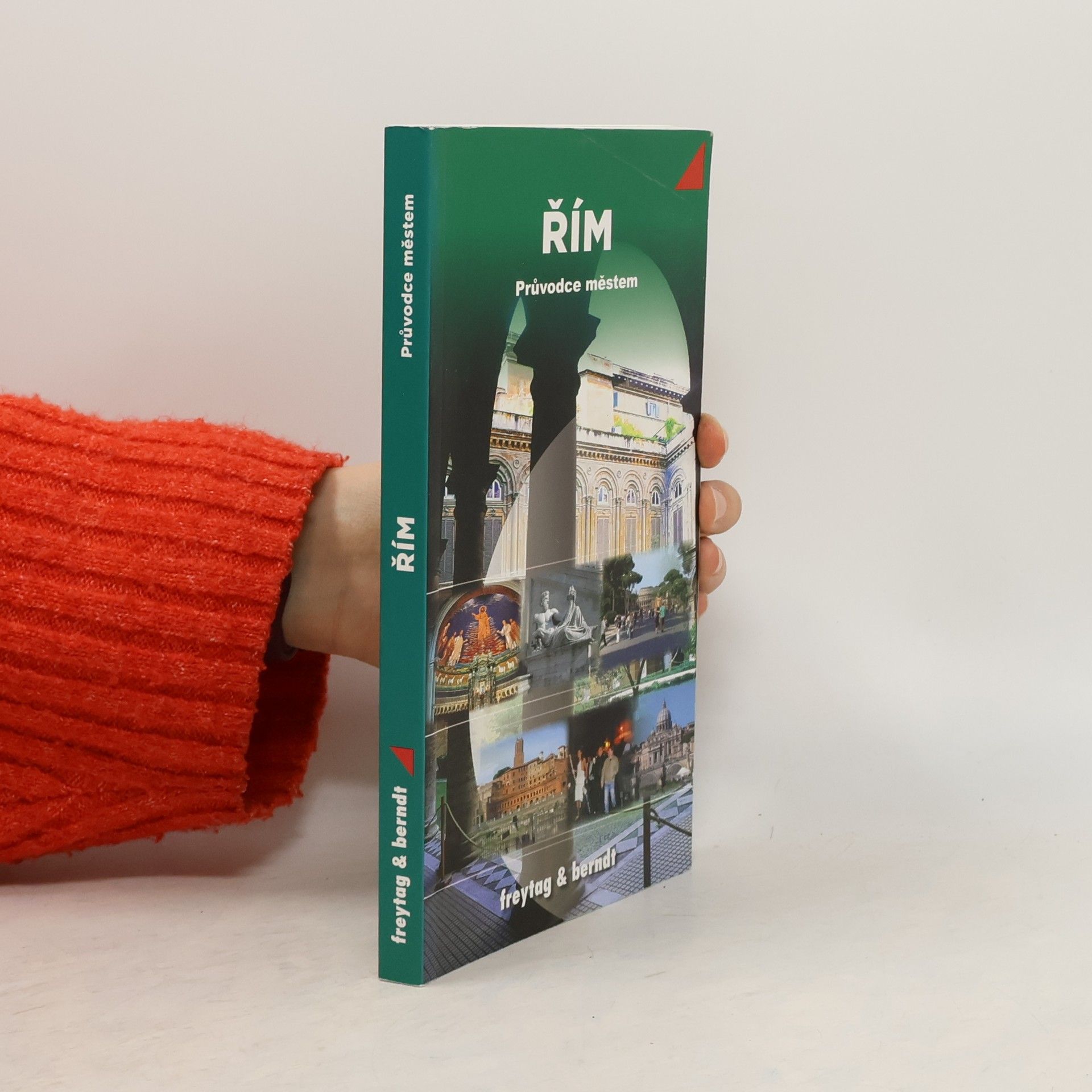 Hana Zavázalová Řím - Průvodce městem