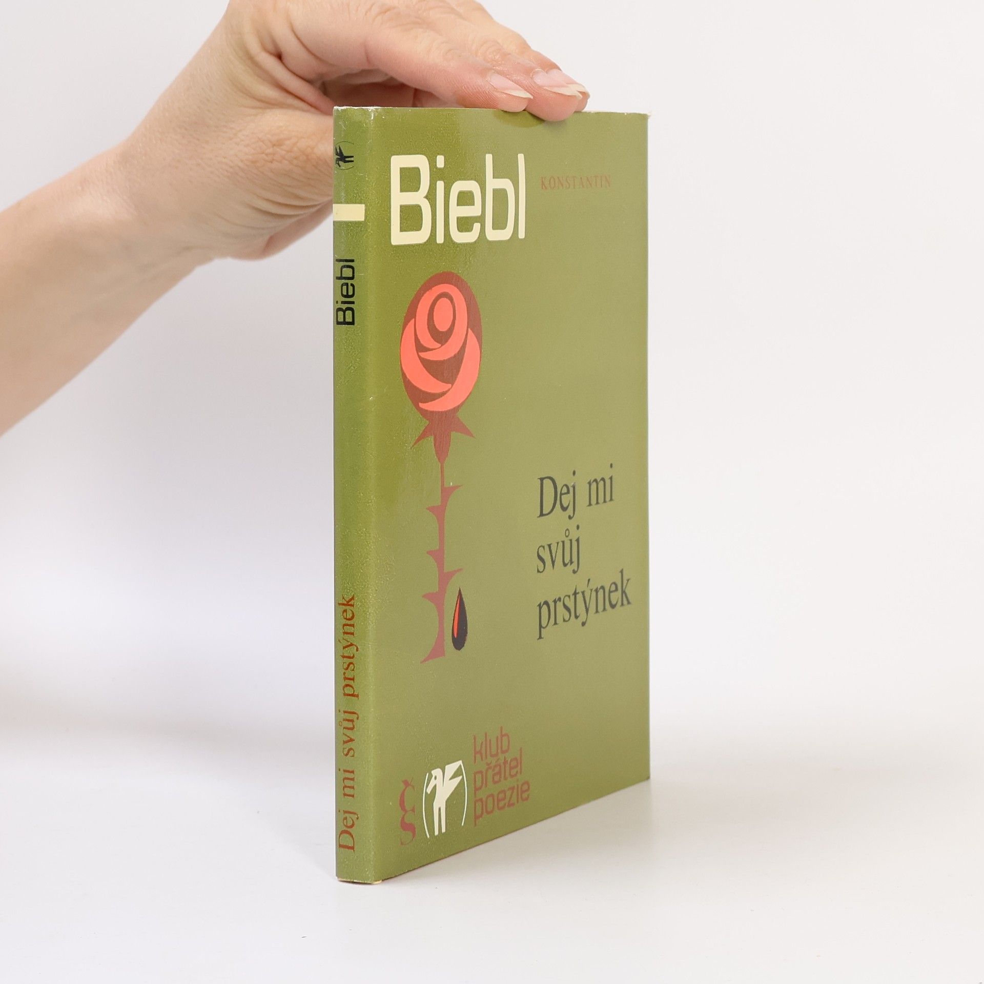 Konstantin Biebl Dej mi svůj prstýnek