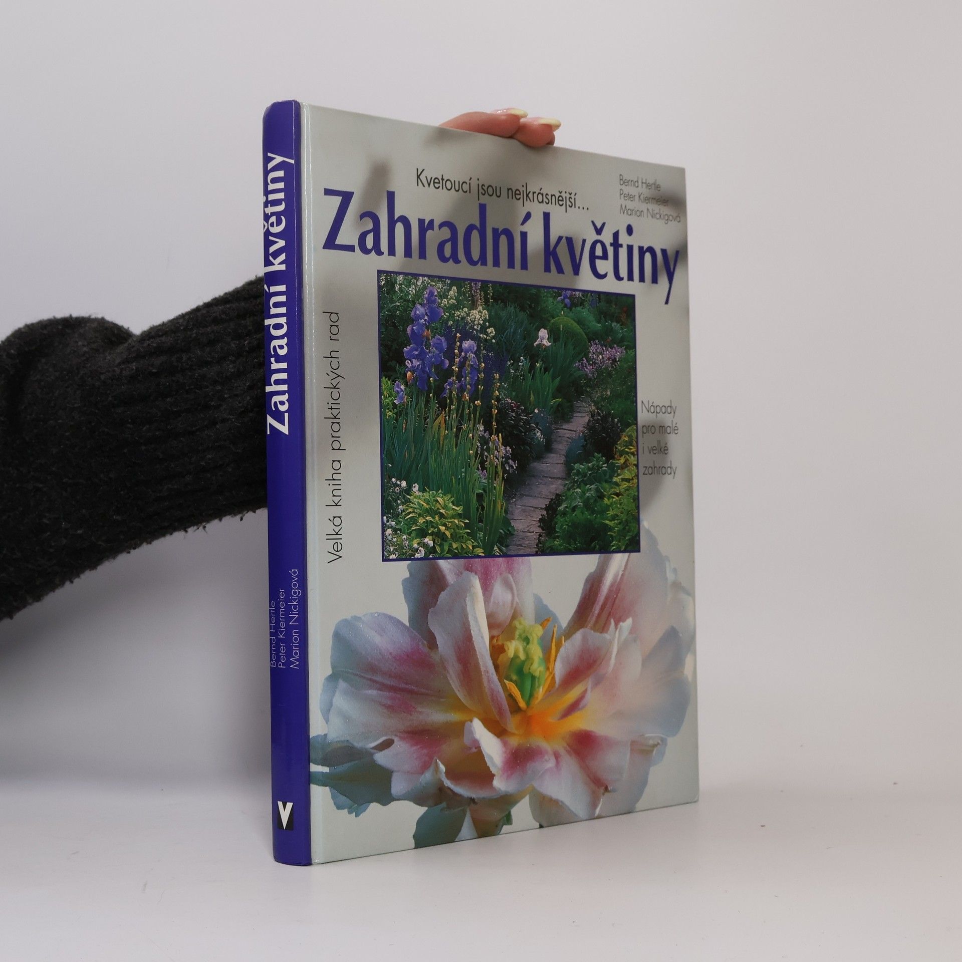 Autorenkollektiv Zahradní květiny