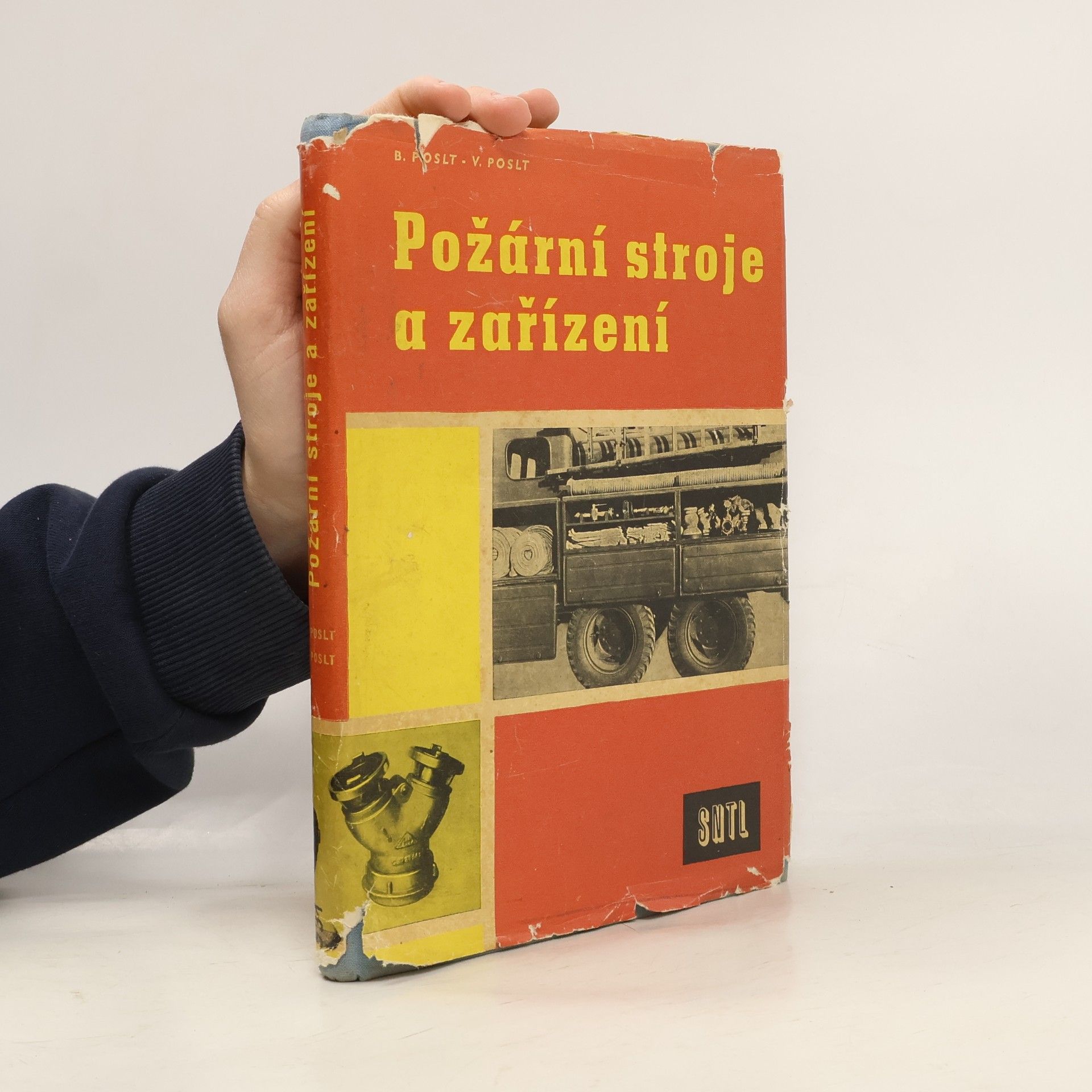 B. Poslt Požární stroje a zařízení