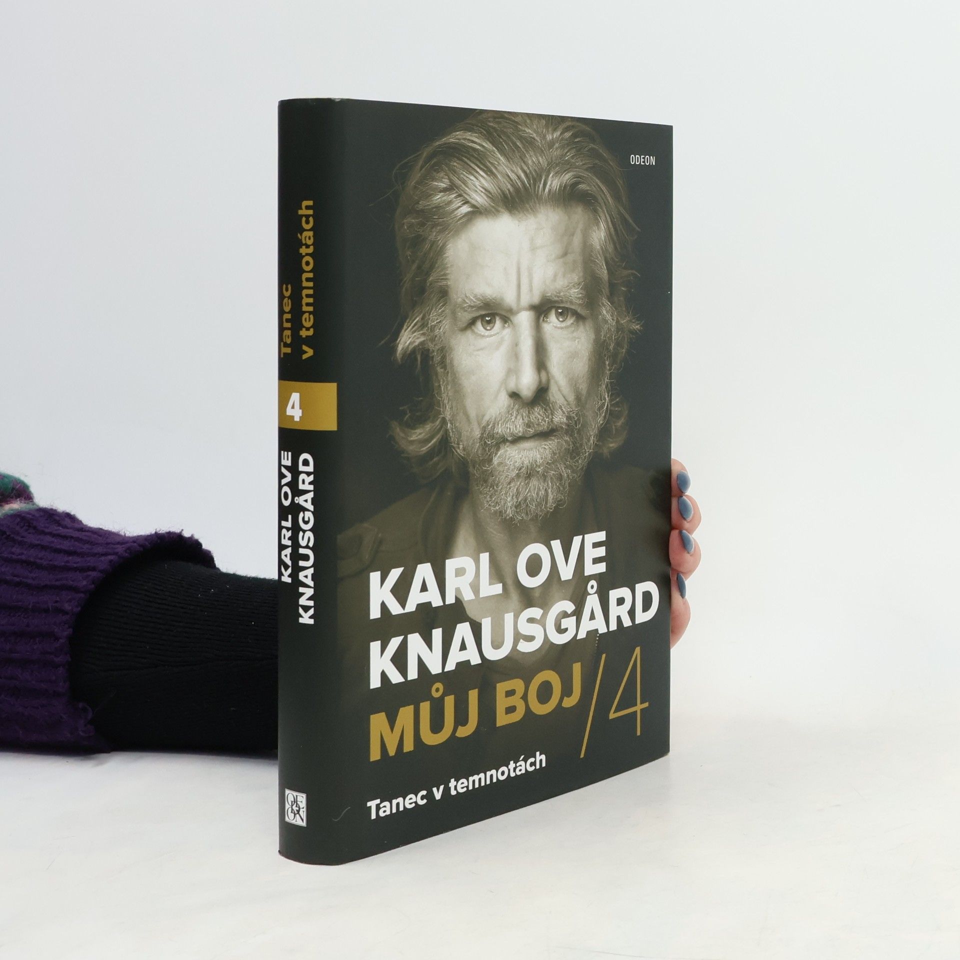 Karl Ove Knausgaard Můj boj. 4, Tanec v temnotách