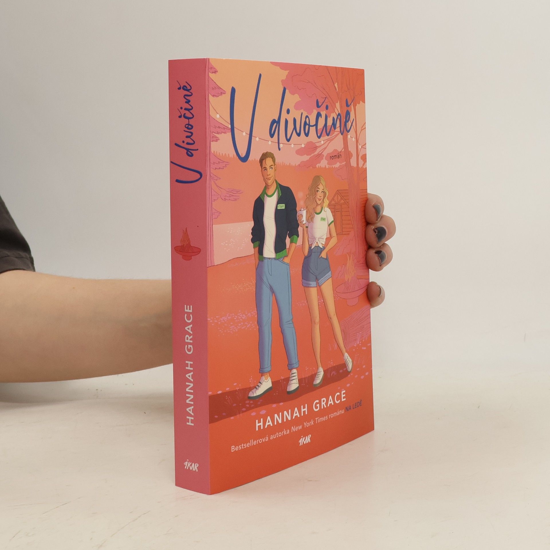 Hannah Grace V divočině