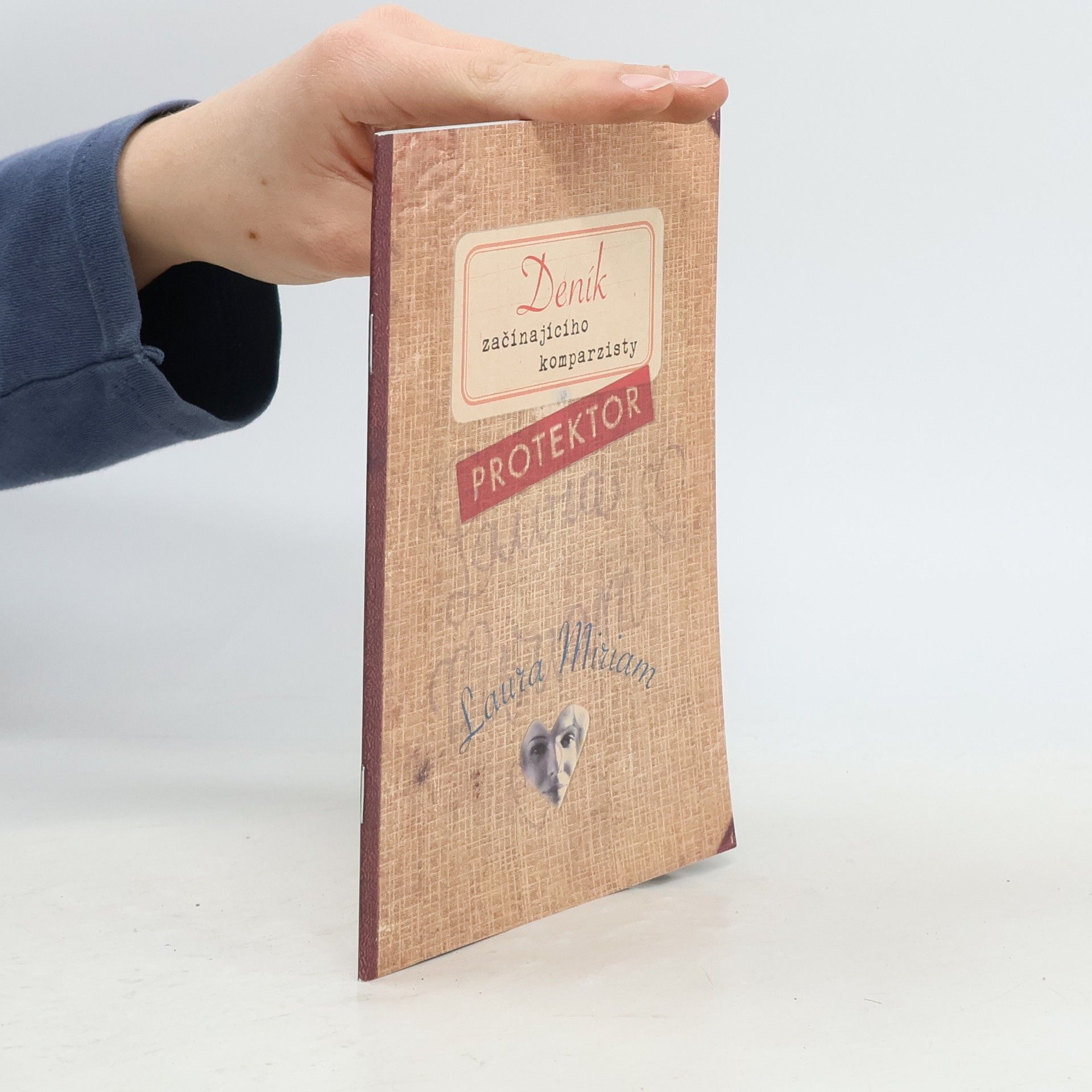 Laura Miriam Deník začínajícího komparzisty