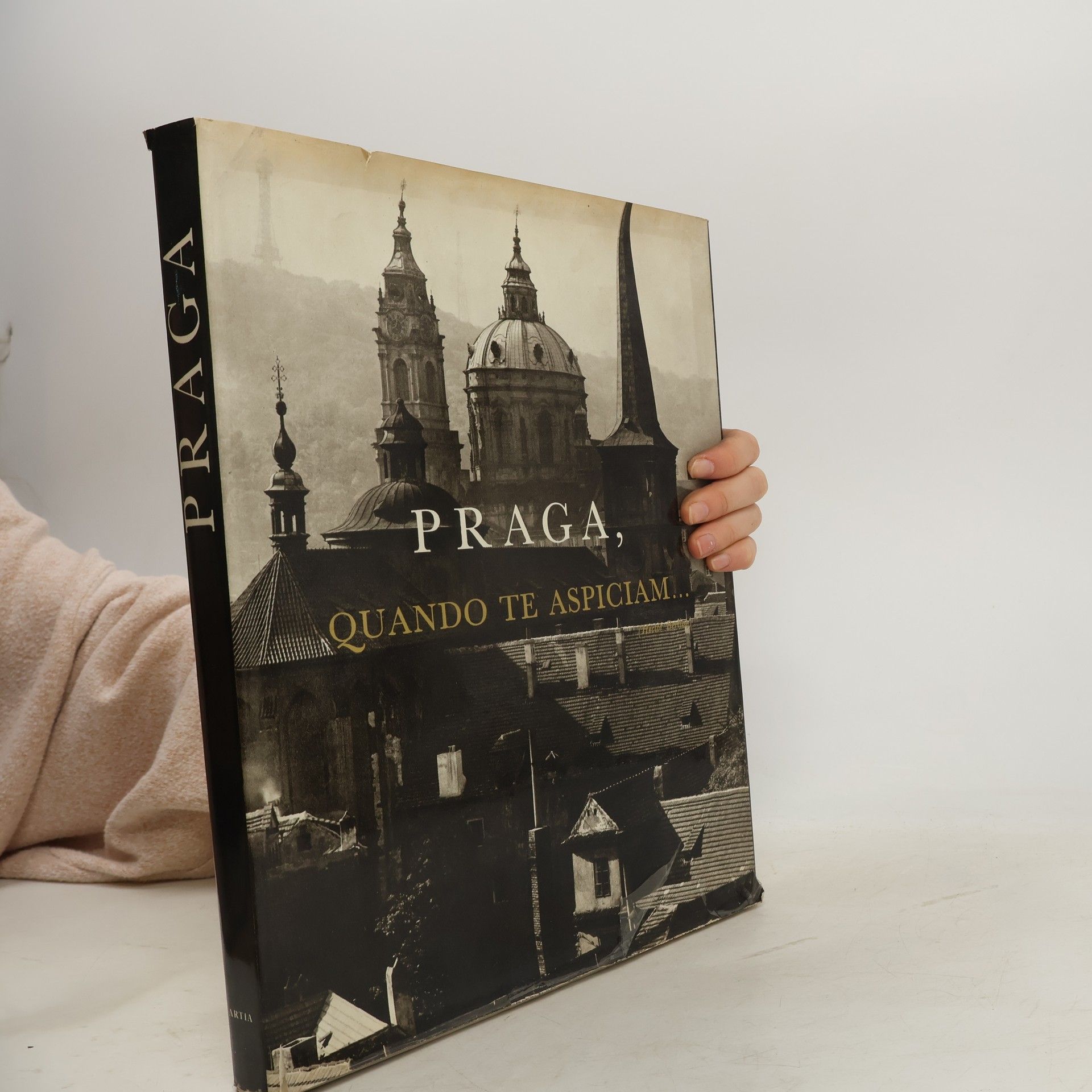 Jaroslav Seifert Praga, quando te aspiciam...