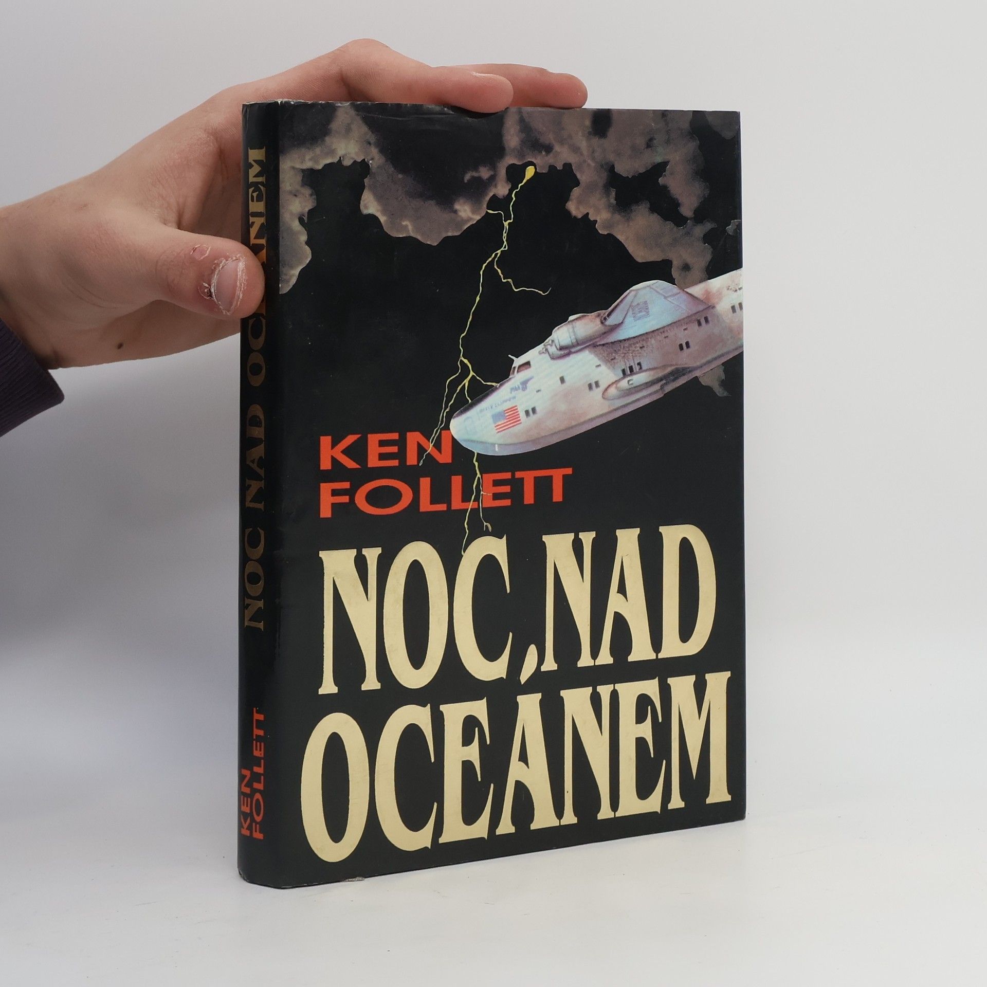 Ken Follett Noc nad oceánem