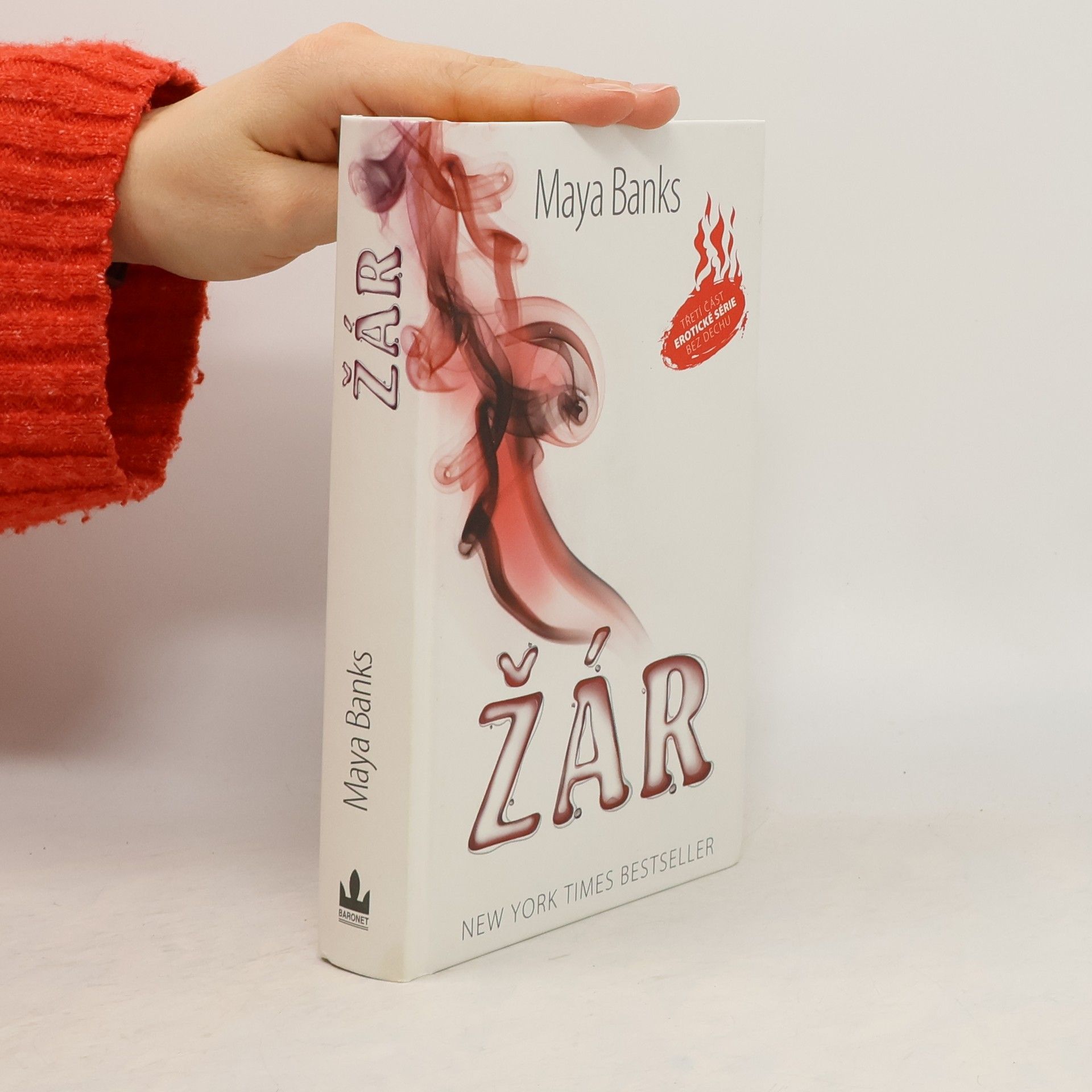 Maya Banks Žár