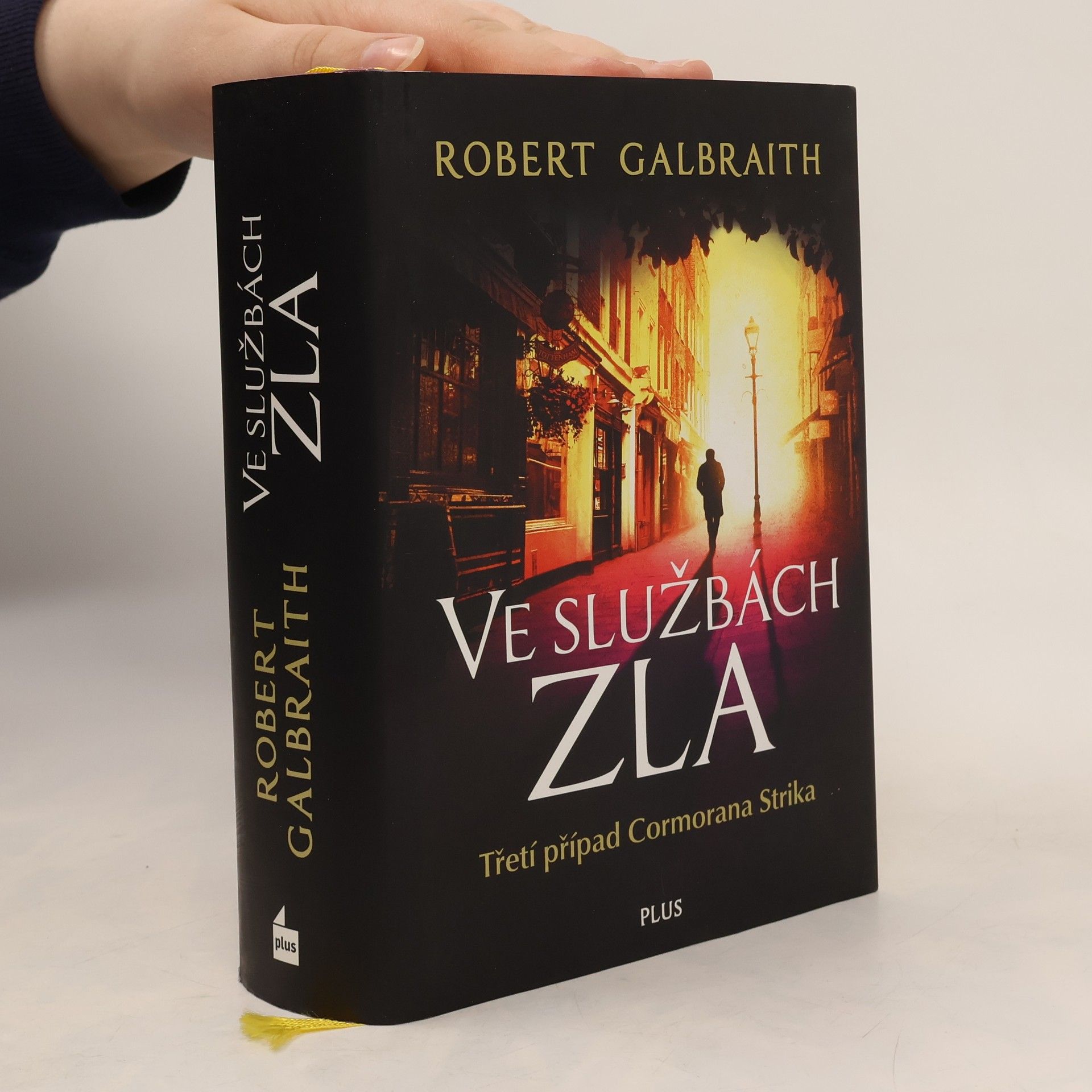 Robert Galbraith Ve službách zla