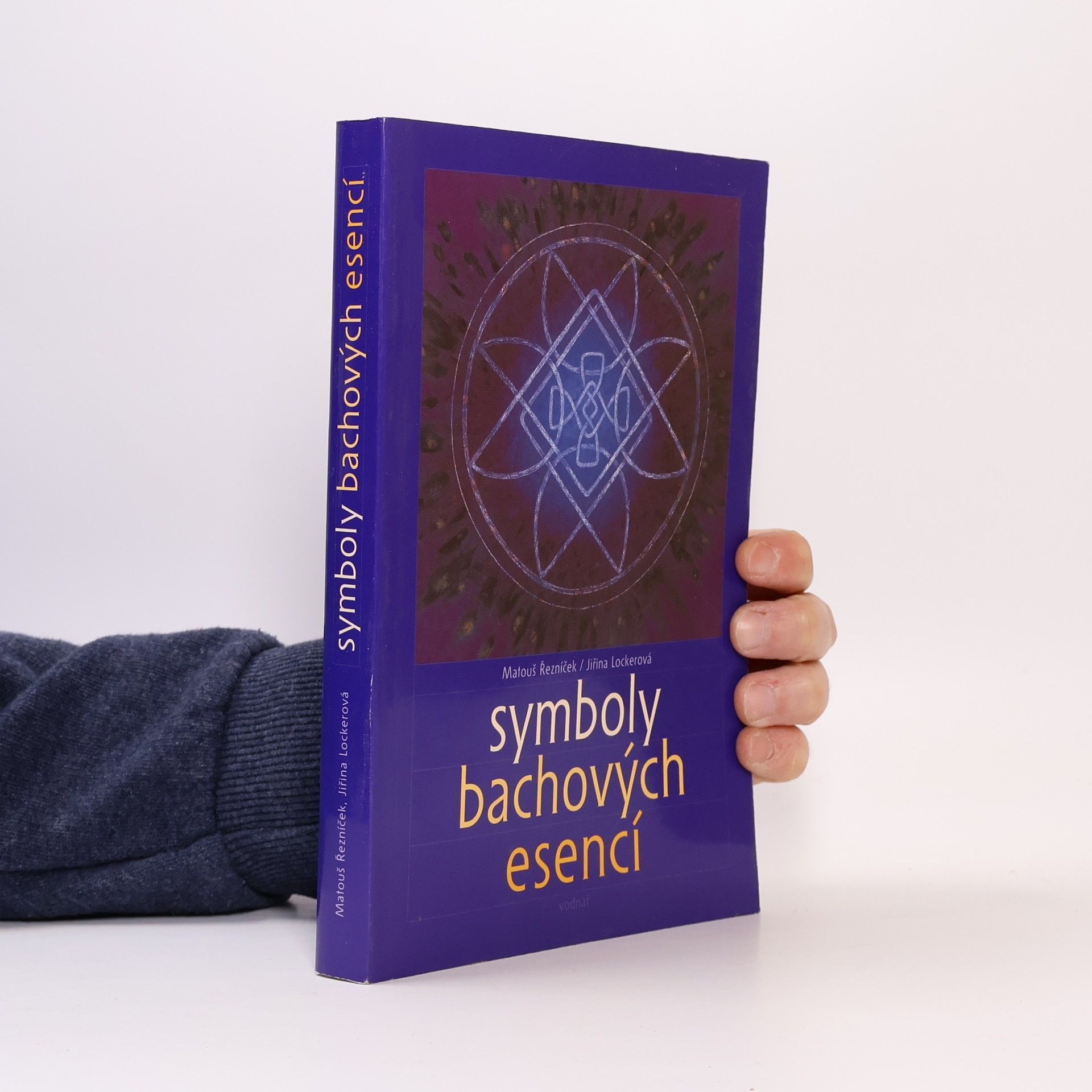 Symboly Bachových esencí jako úvod do elementární terapie