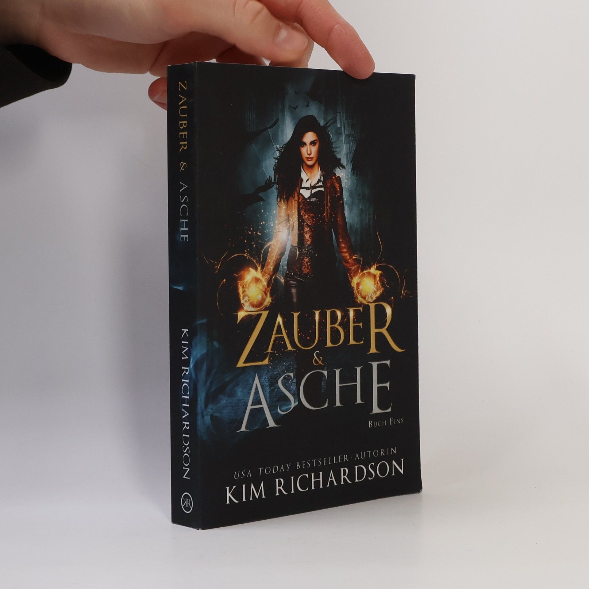 Kim Richardson Die Dunklen Akten - 1: Zauber & Asche