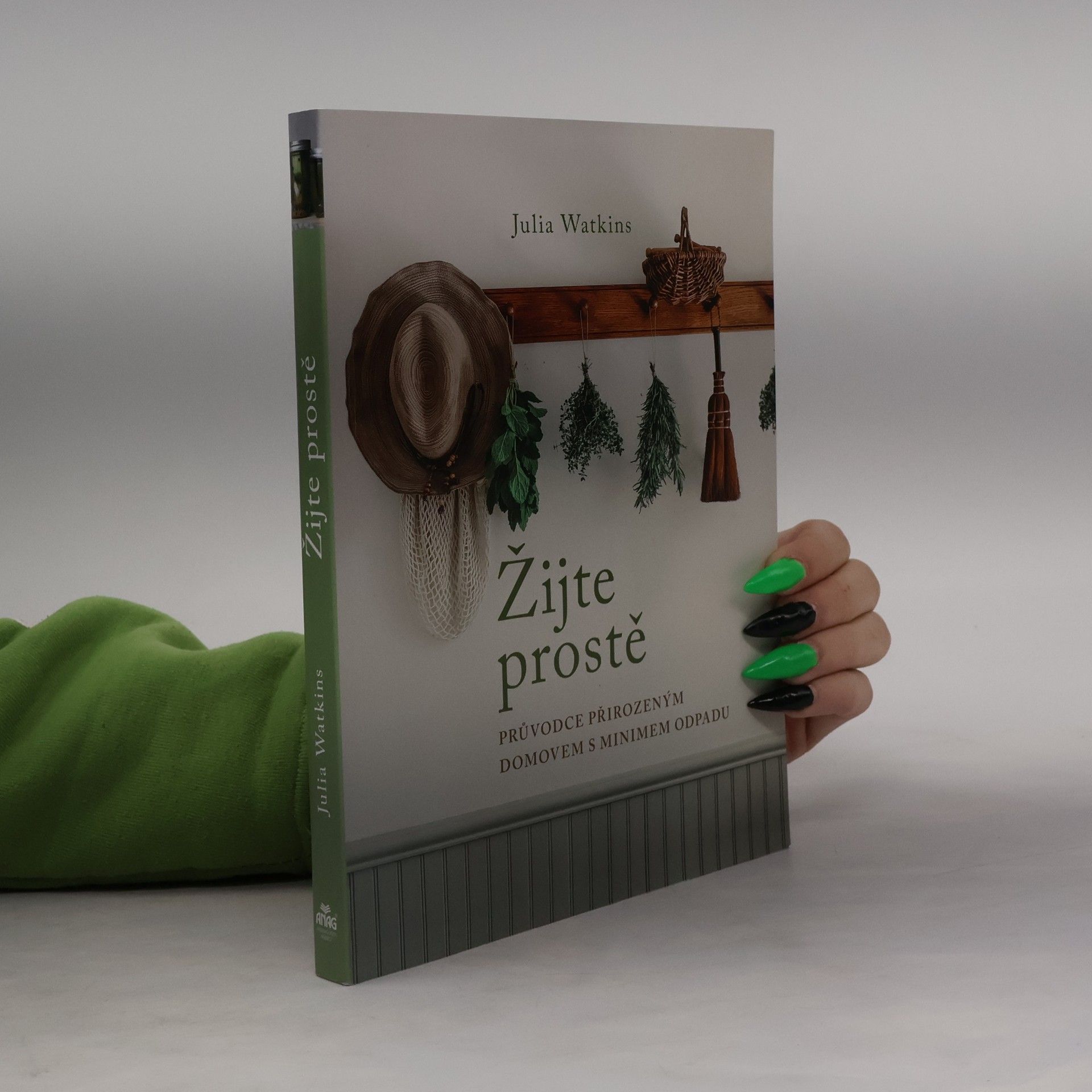 Julia Watkins Žijte prostě