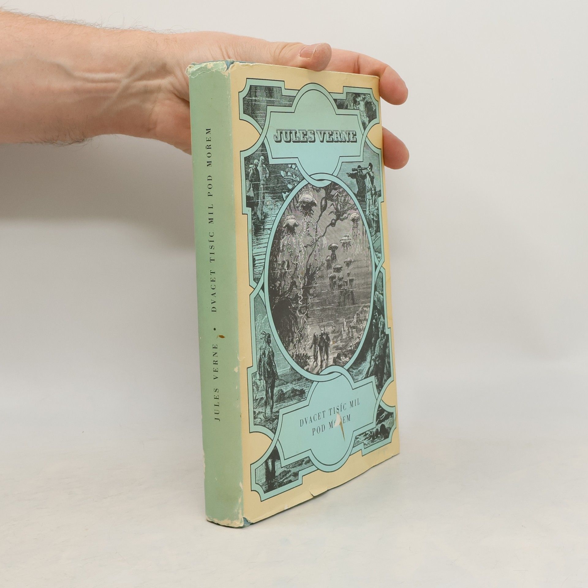 Jules Verne Dvacet tisíc mil pod mořem