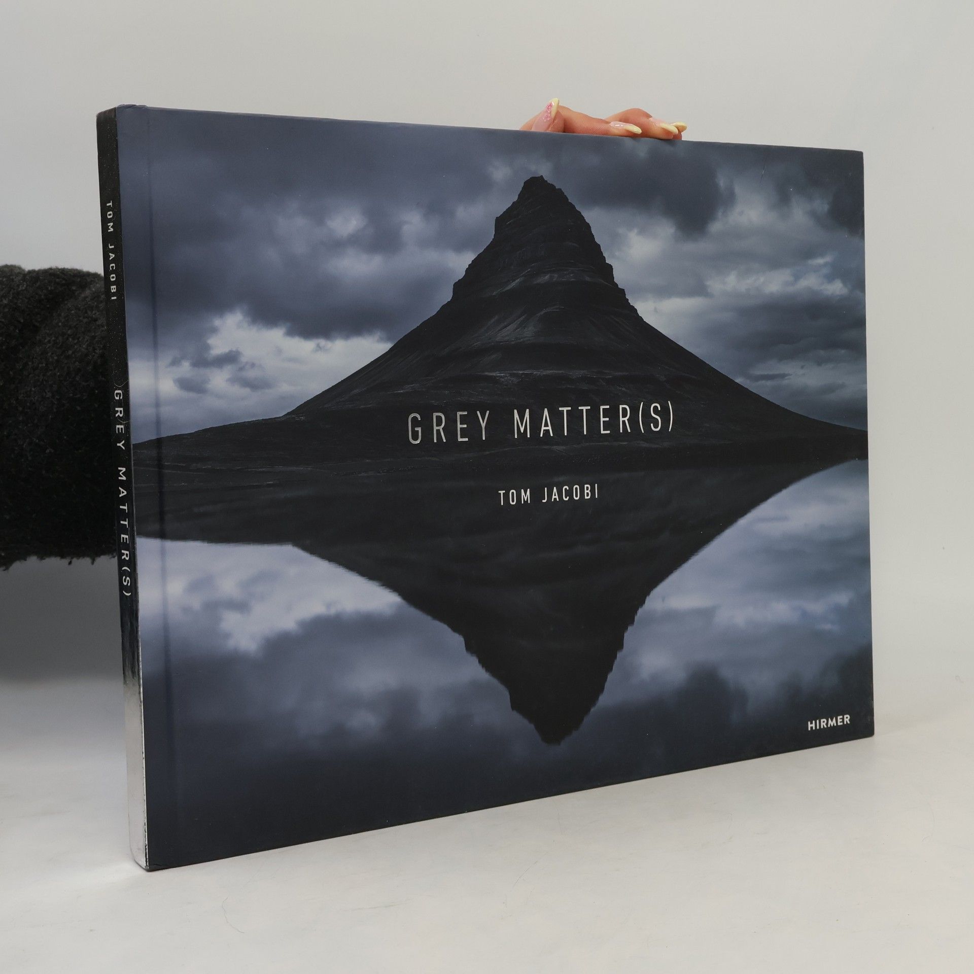 Tom Jacobi Grey Matter